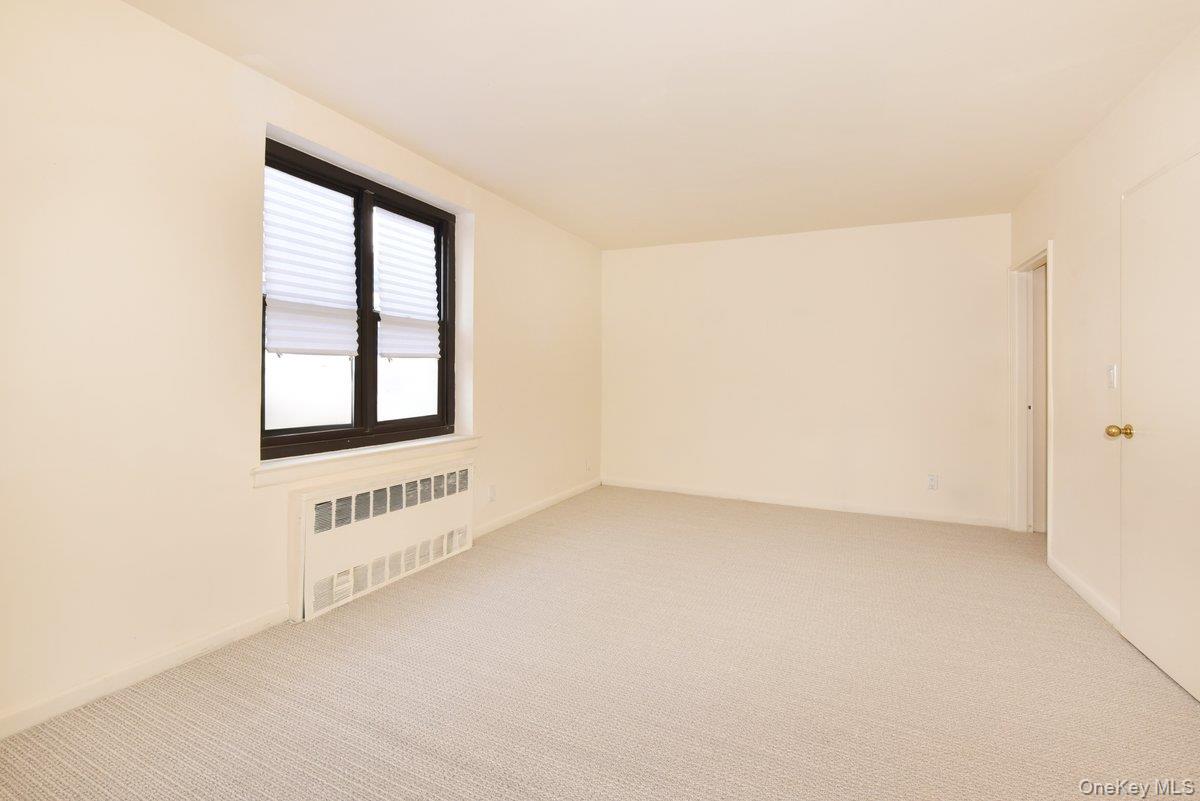 15 Hill Park Avenue 2-c Property Photo 12