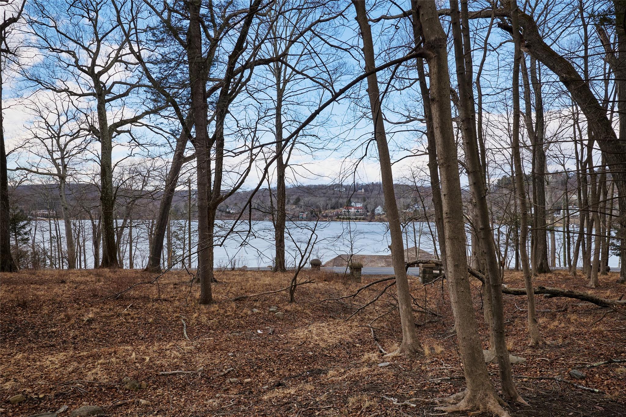 288 Tuxedo Road Property Photo