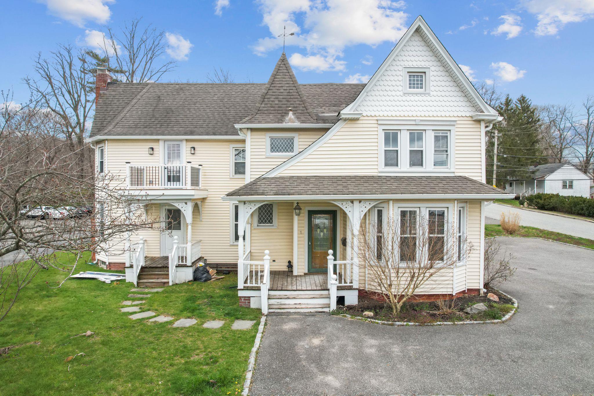 49 Landing Avenue Property Photo