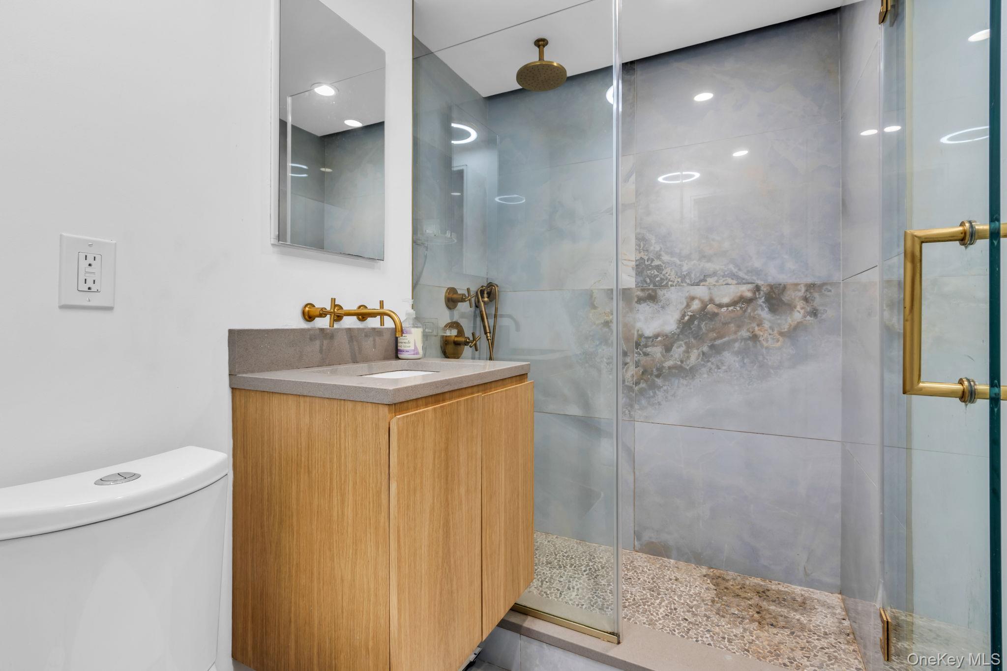 4705 Henry Hudson Parkway 7g Property Photo 17