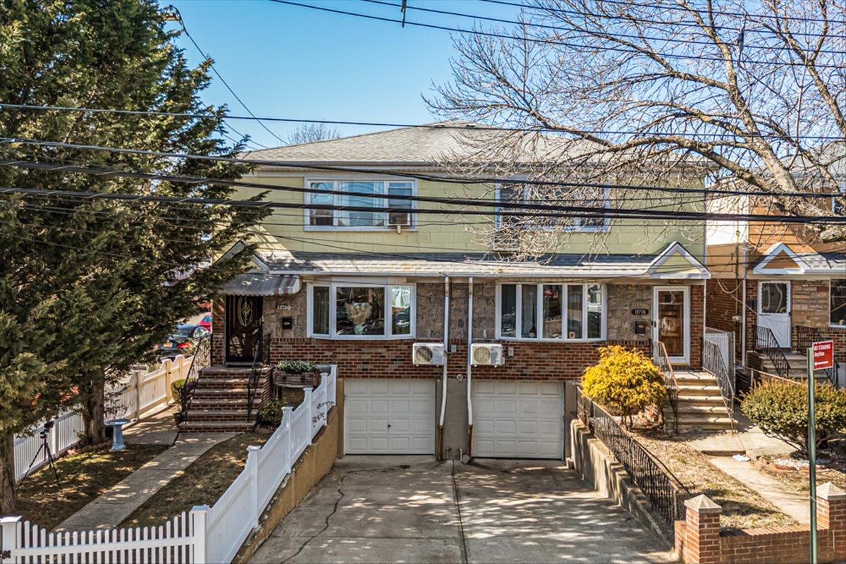 137-20 Lafayette Street Property Photo 1