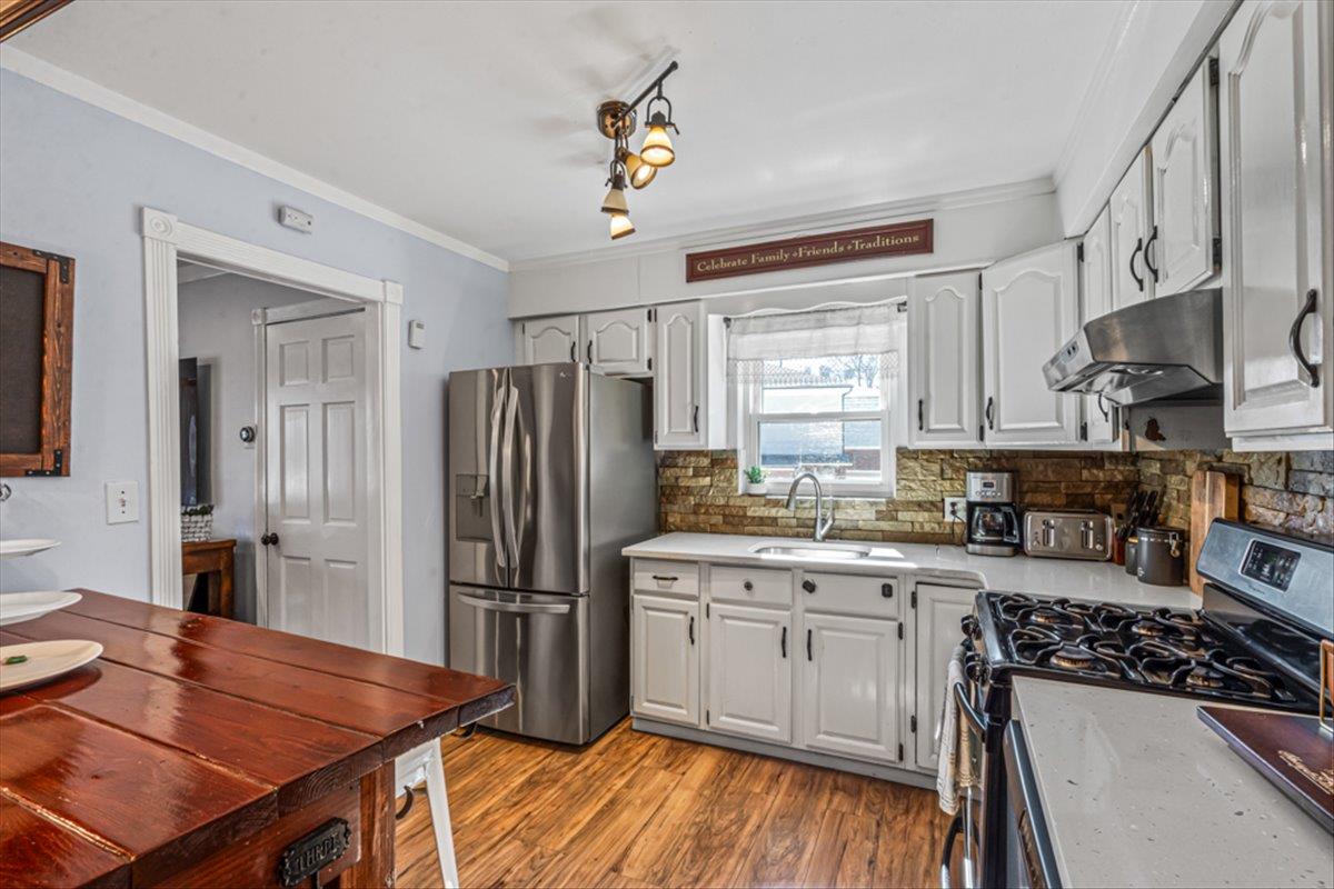 137-20 Lafayette Street Property Photo 8