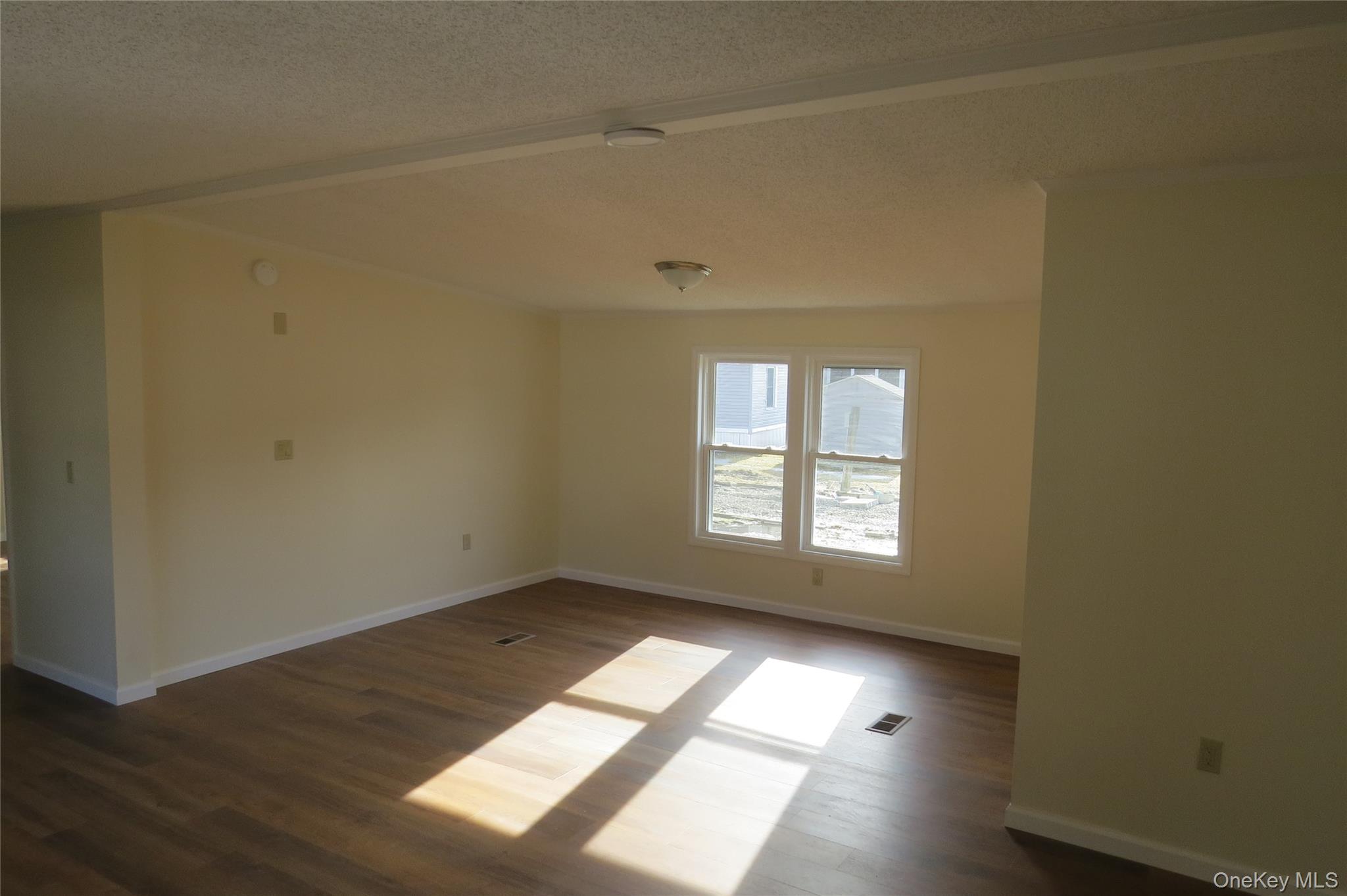 723 Beekman Road 64 Property Photo 9