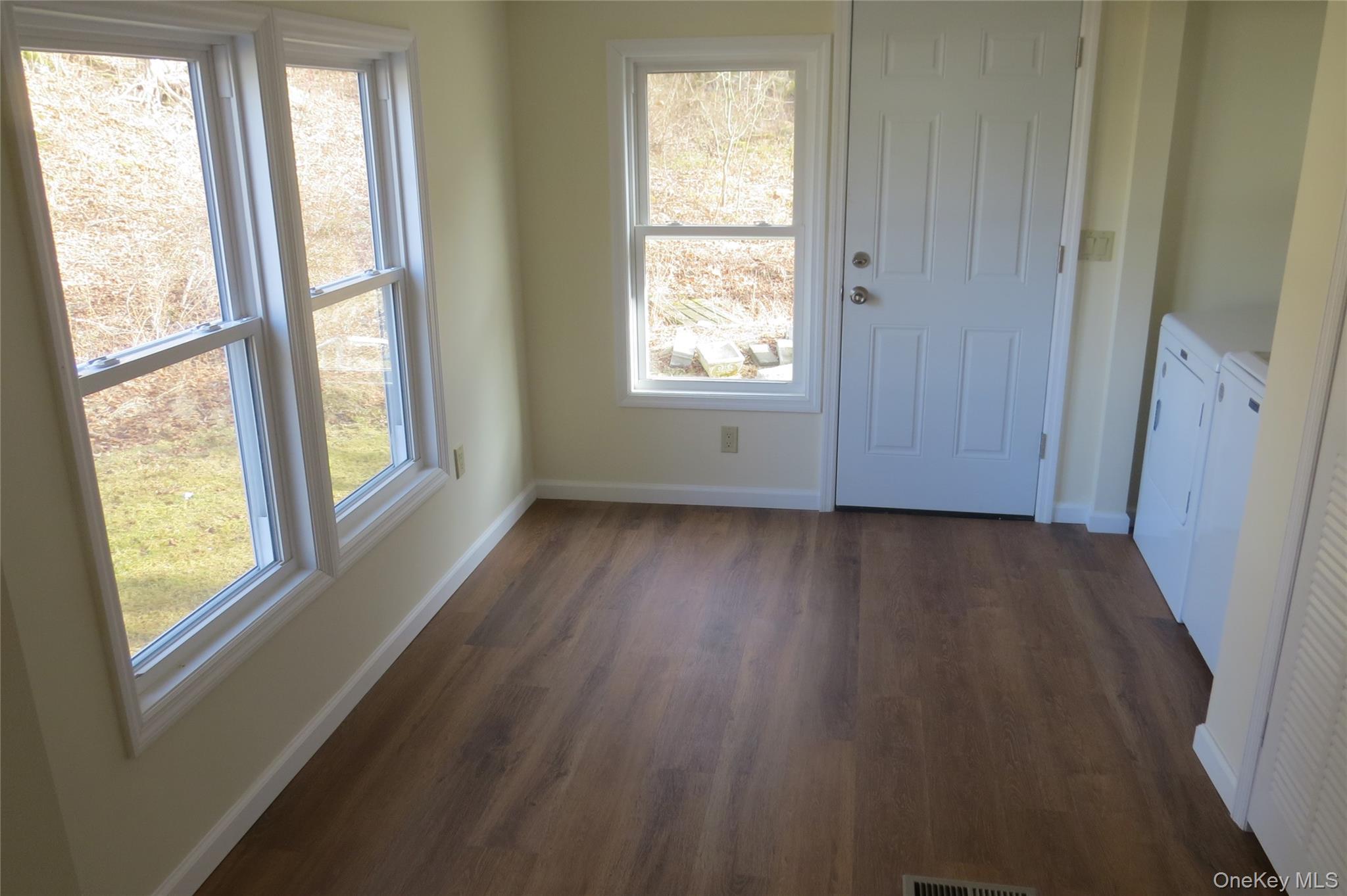 723 Beekman Road 64 Property Photo 11