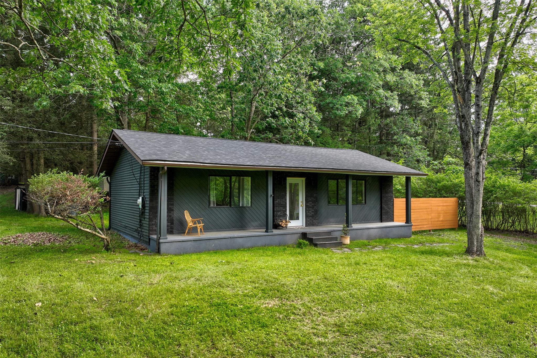 33 4th Street Property Photo 1