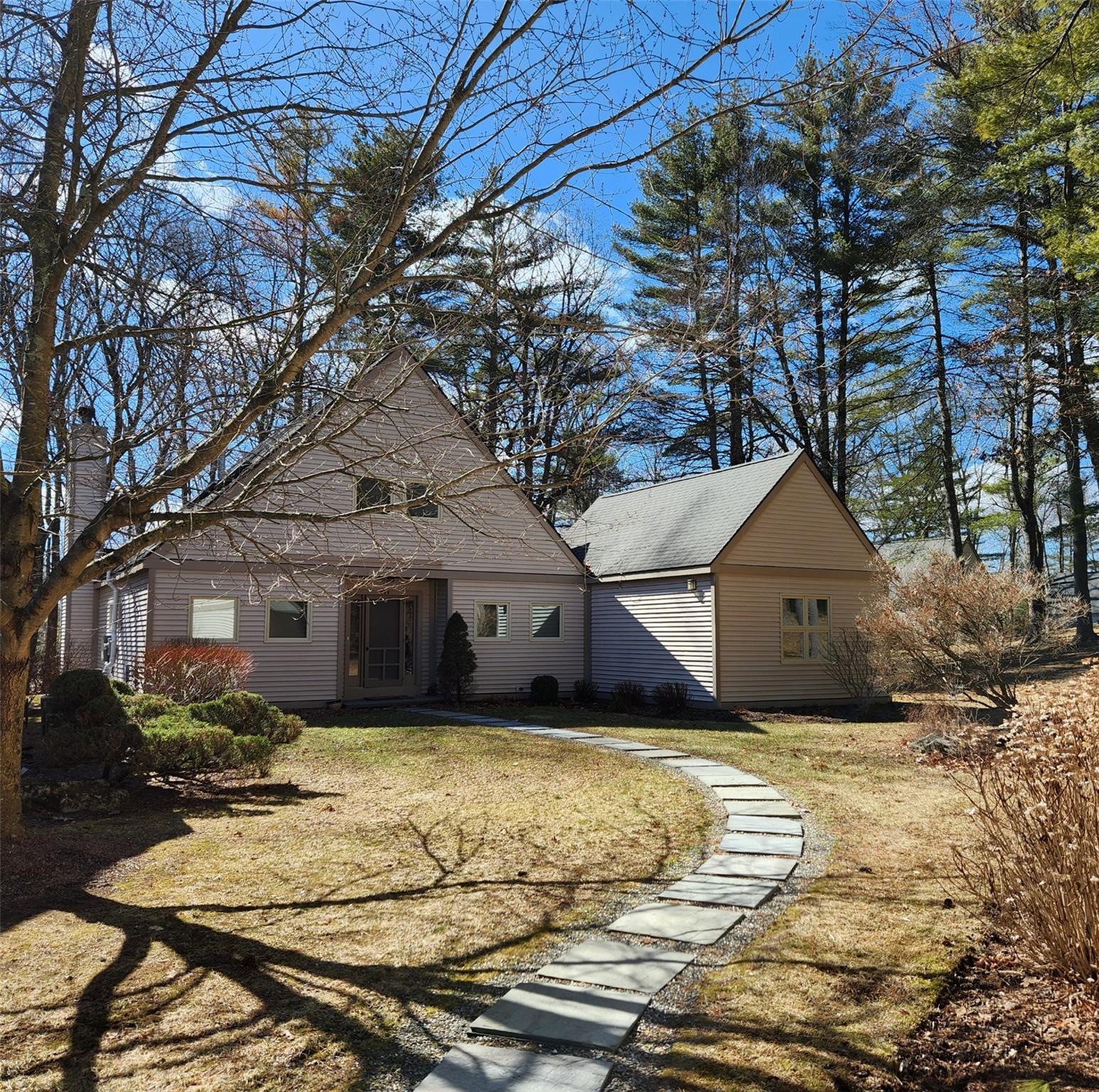 111 Arcadia Drive Property Photo
