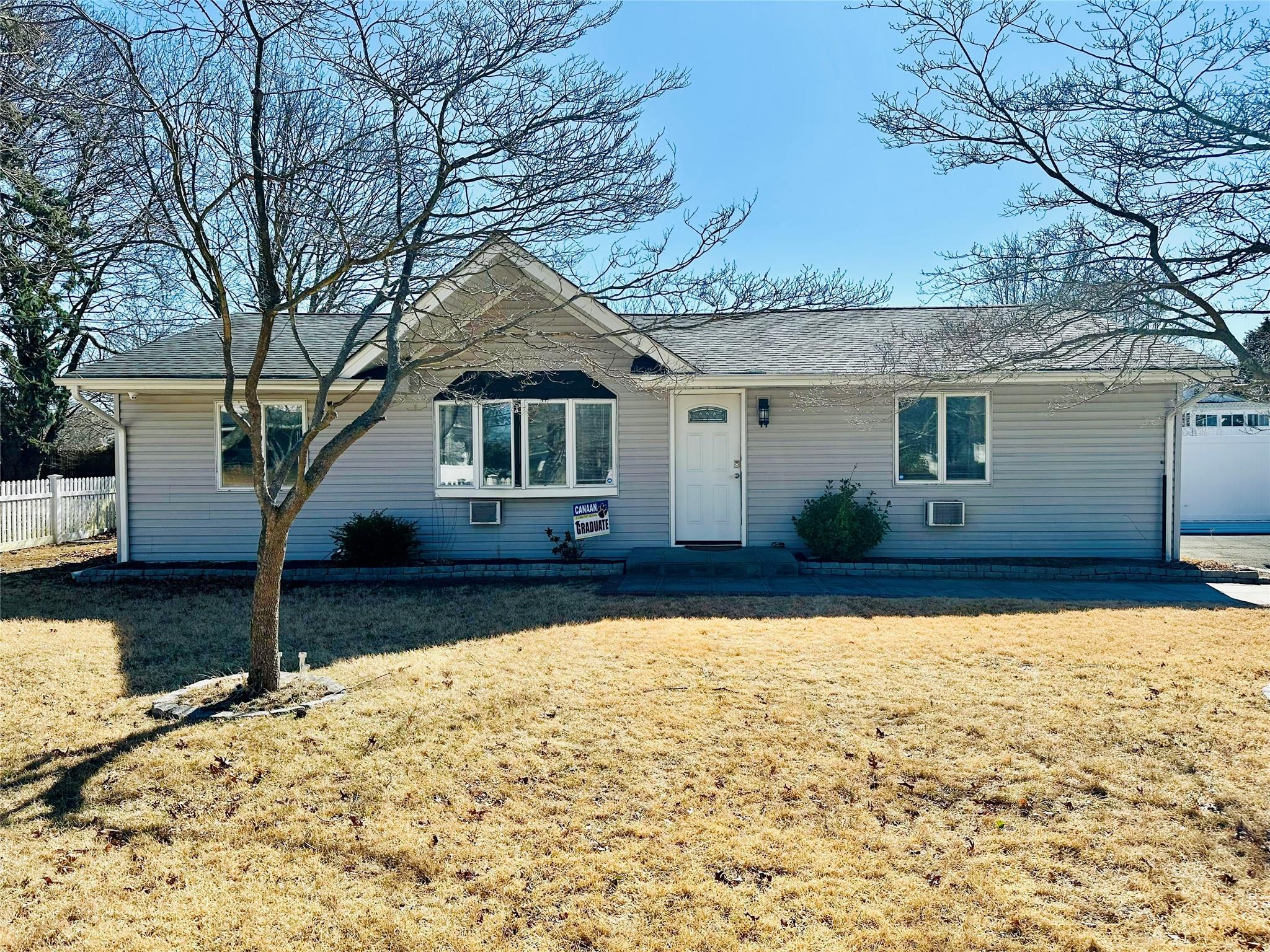 44 Morris Avenue Property Photo