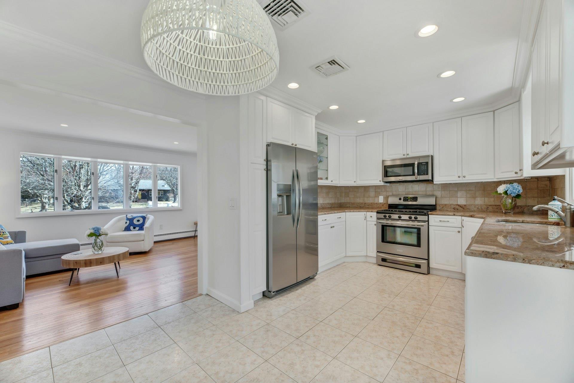 4645 Rocky Point Road Property Photo 5