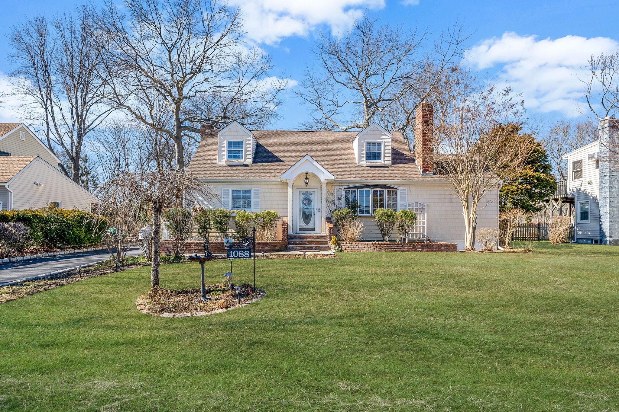 1088 Oakneck Road Property Photo