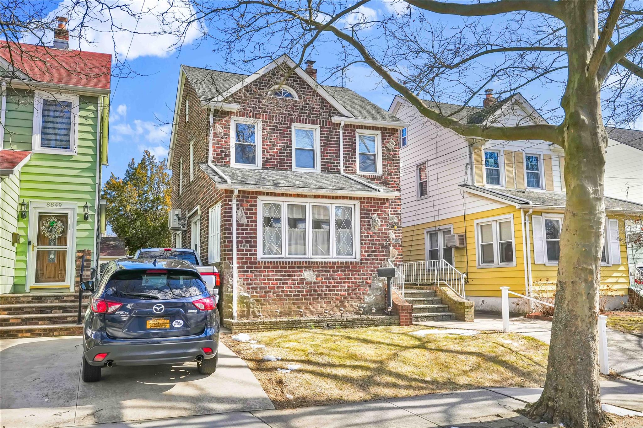 8851 239th Street Property Photo 1