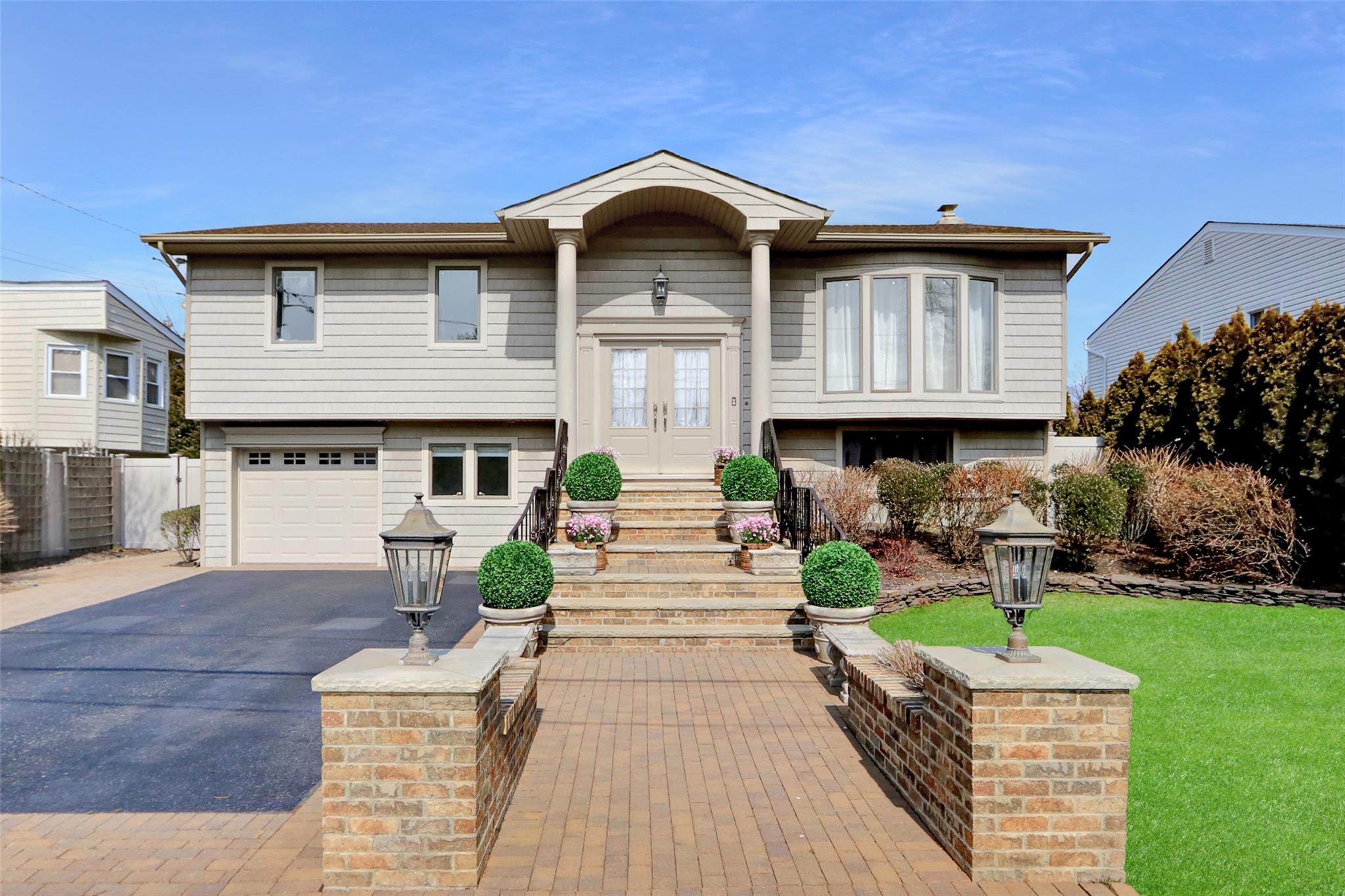 1673 North Gate Property Photo