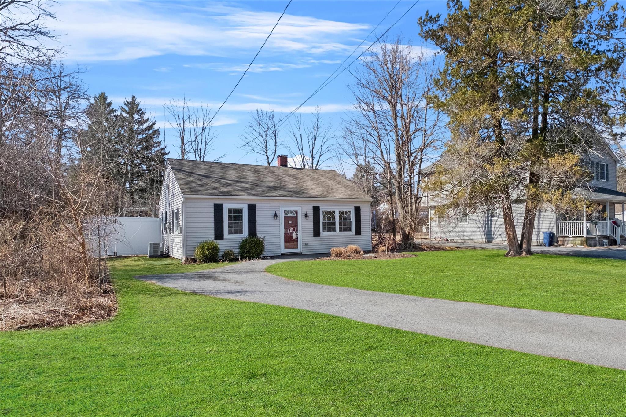 7 Lee Road Property Photo 1