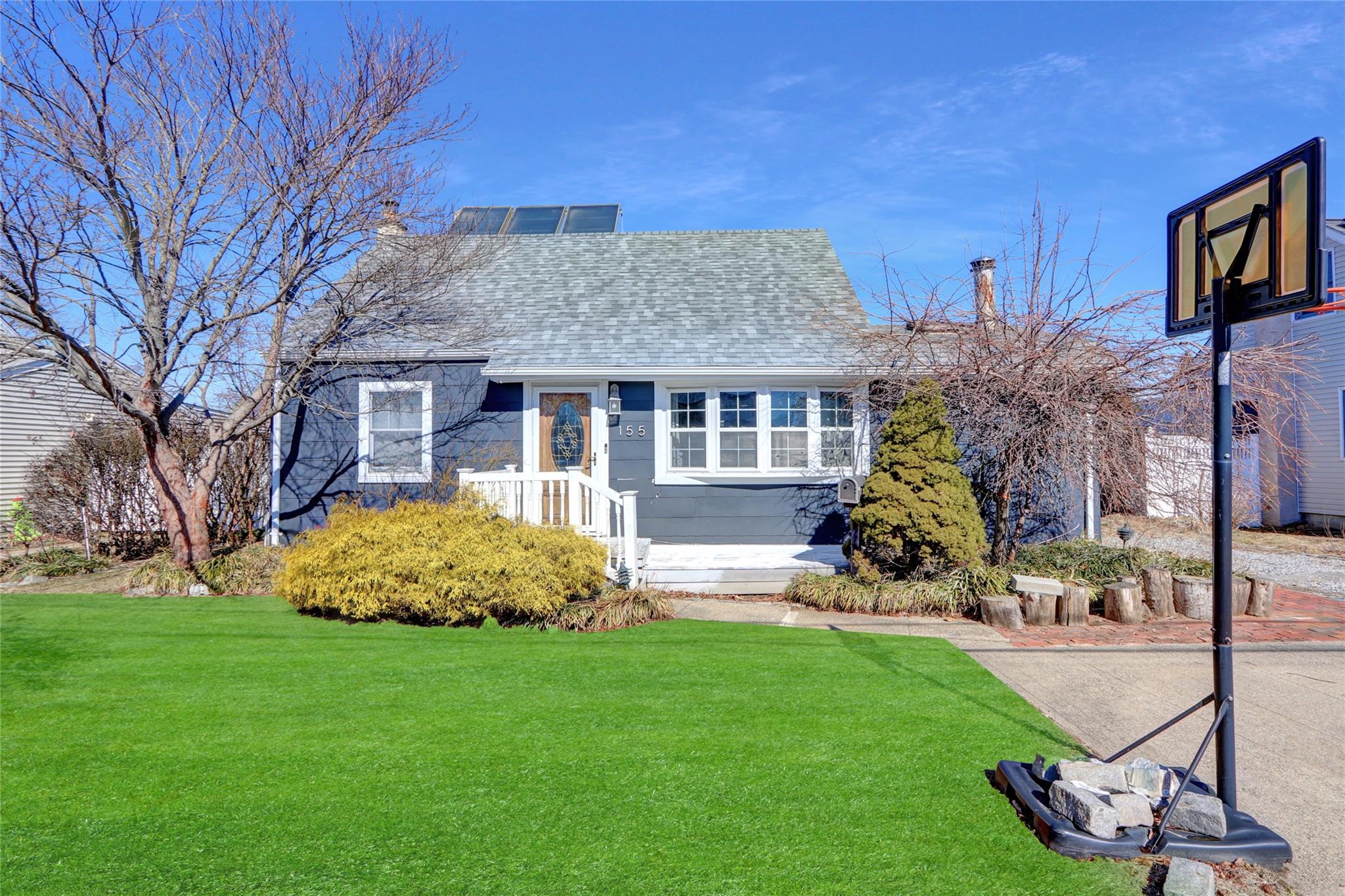 155 Throop Street Property Photo