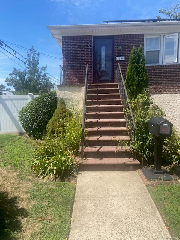 3250 Messick Avenue Property Photo 1