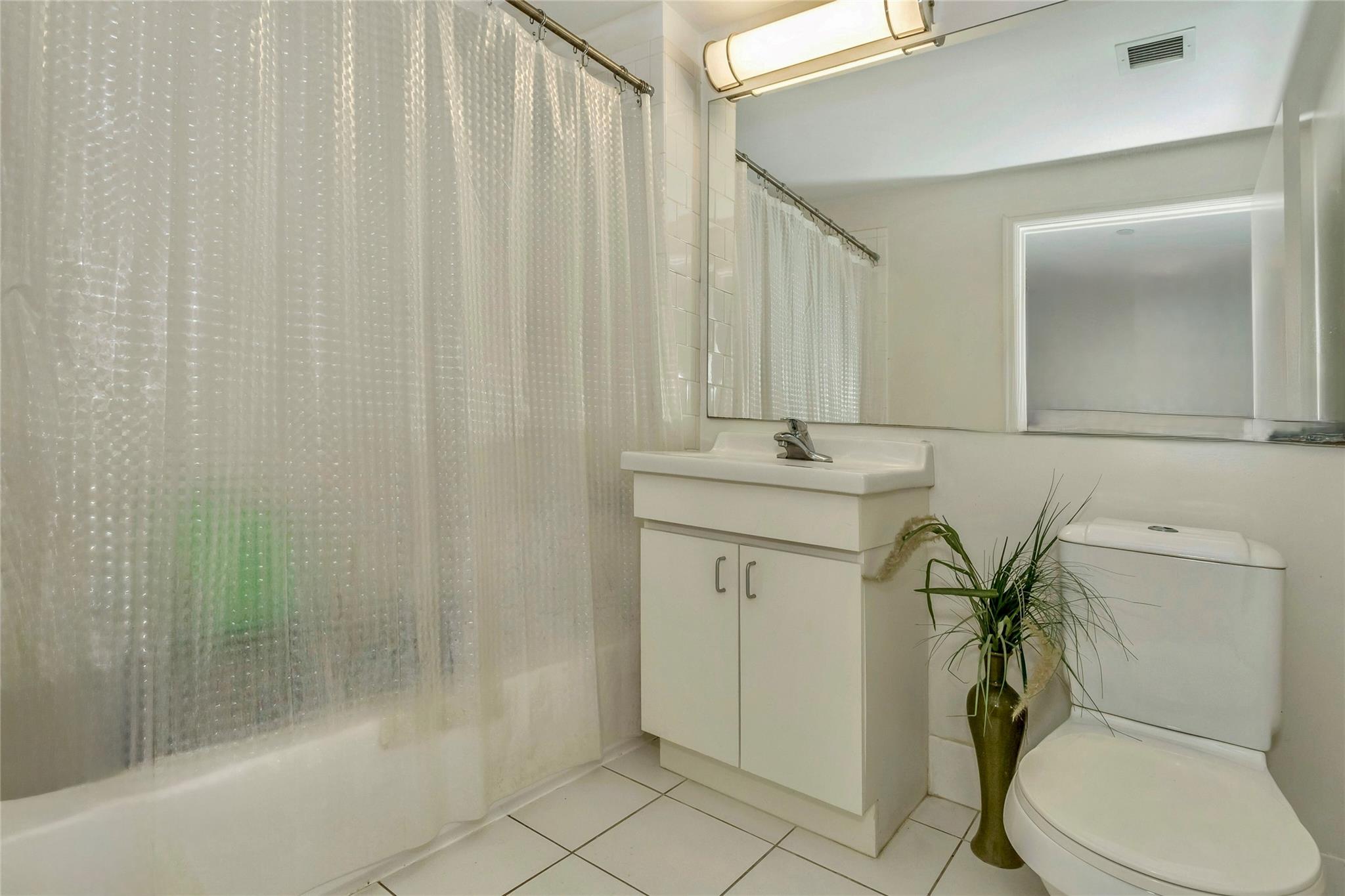 1885 Lexington Avenue 5b Property Photo 19