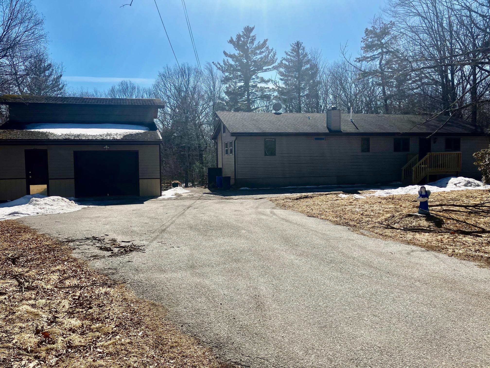 87 W Peenpack Trail Property Photo 5