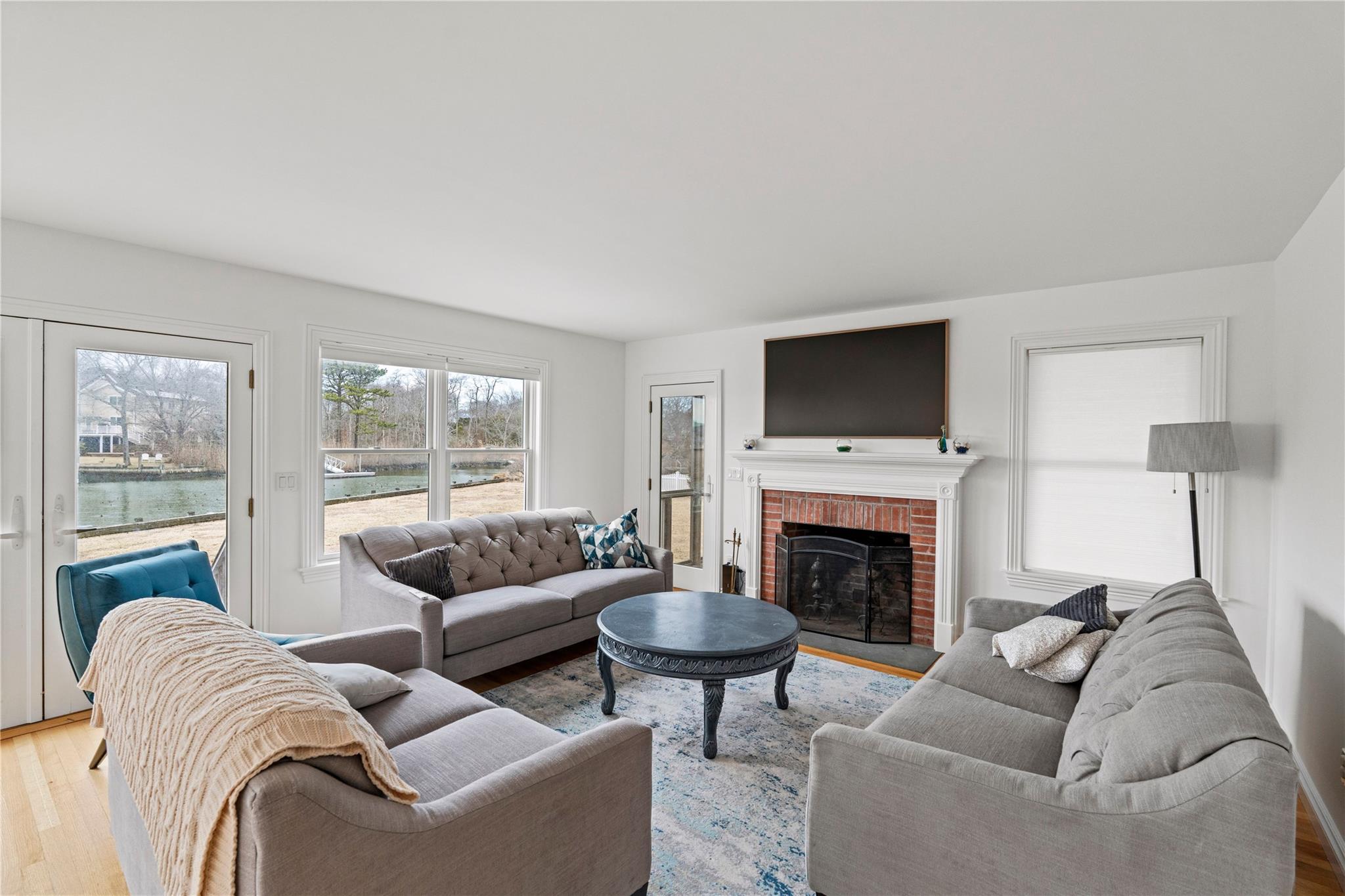 8 Hyler Drive Property Photo 6