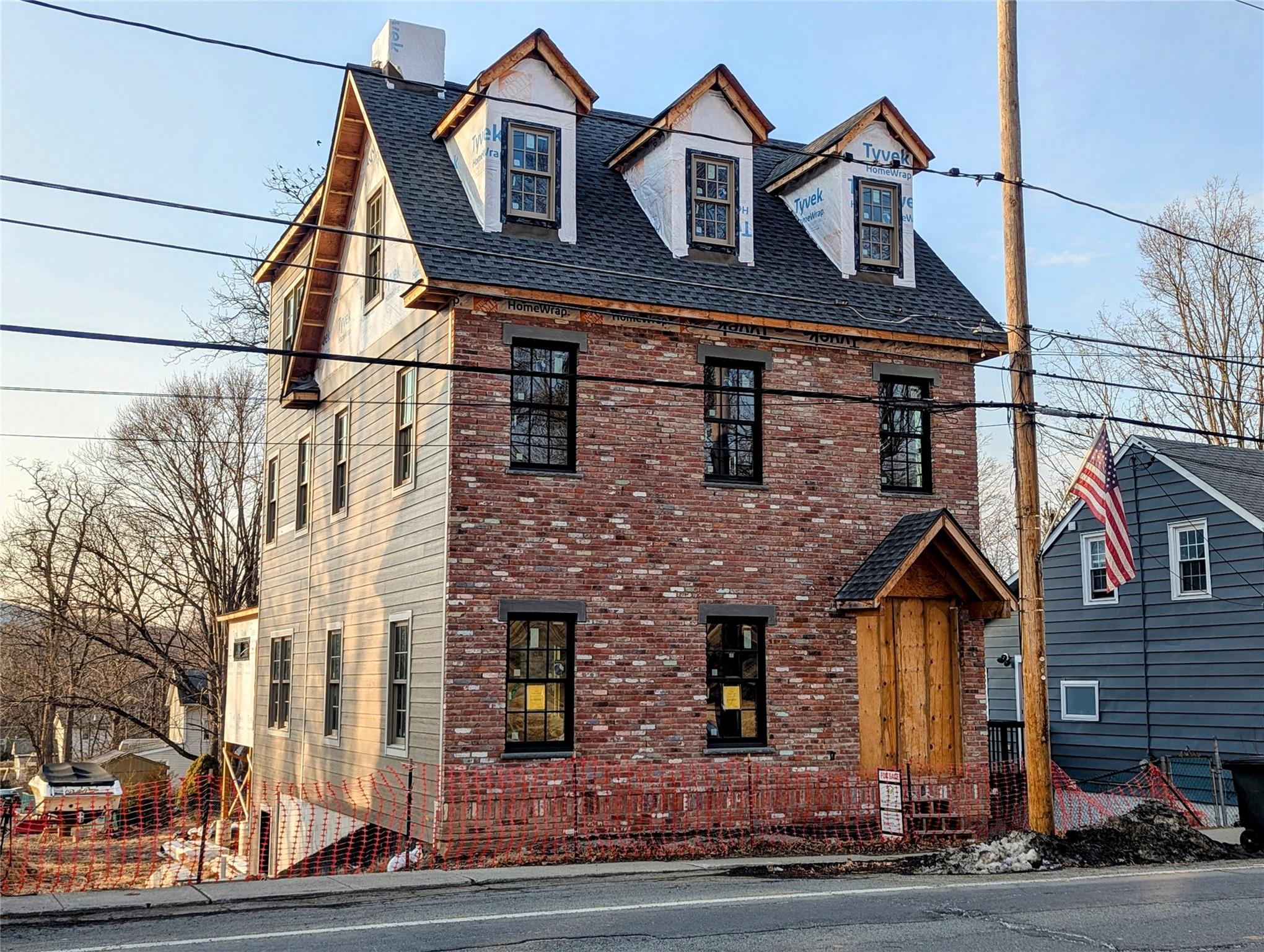 54 Union Street Property Photo 1