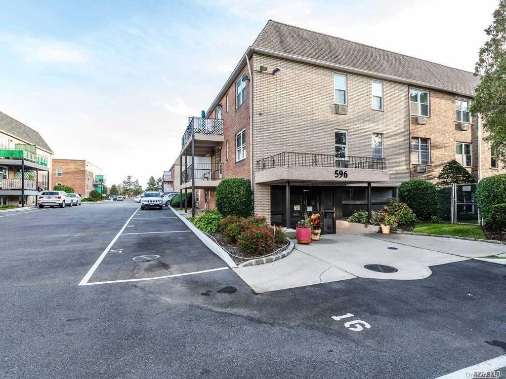596 Broadway 15a Property Photo 1