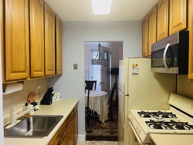 596 Broadway 15a Property Photo 16