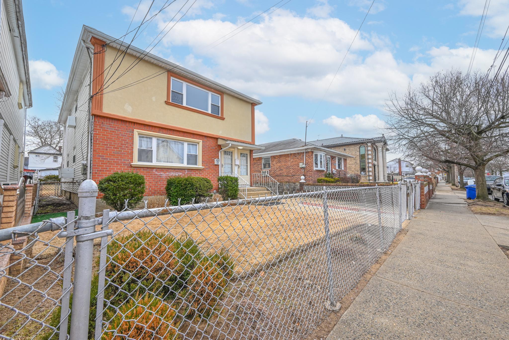 131-17 133 Street Property Photo 3
