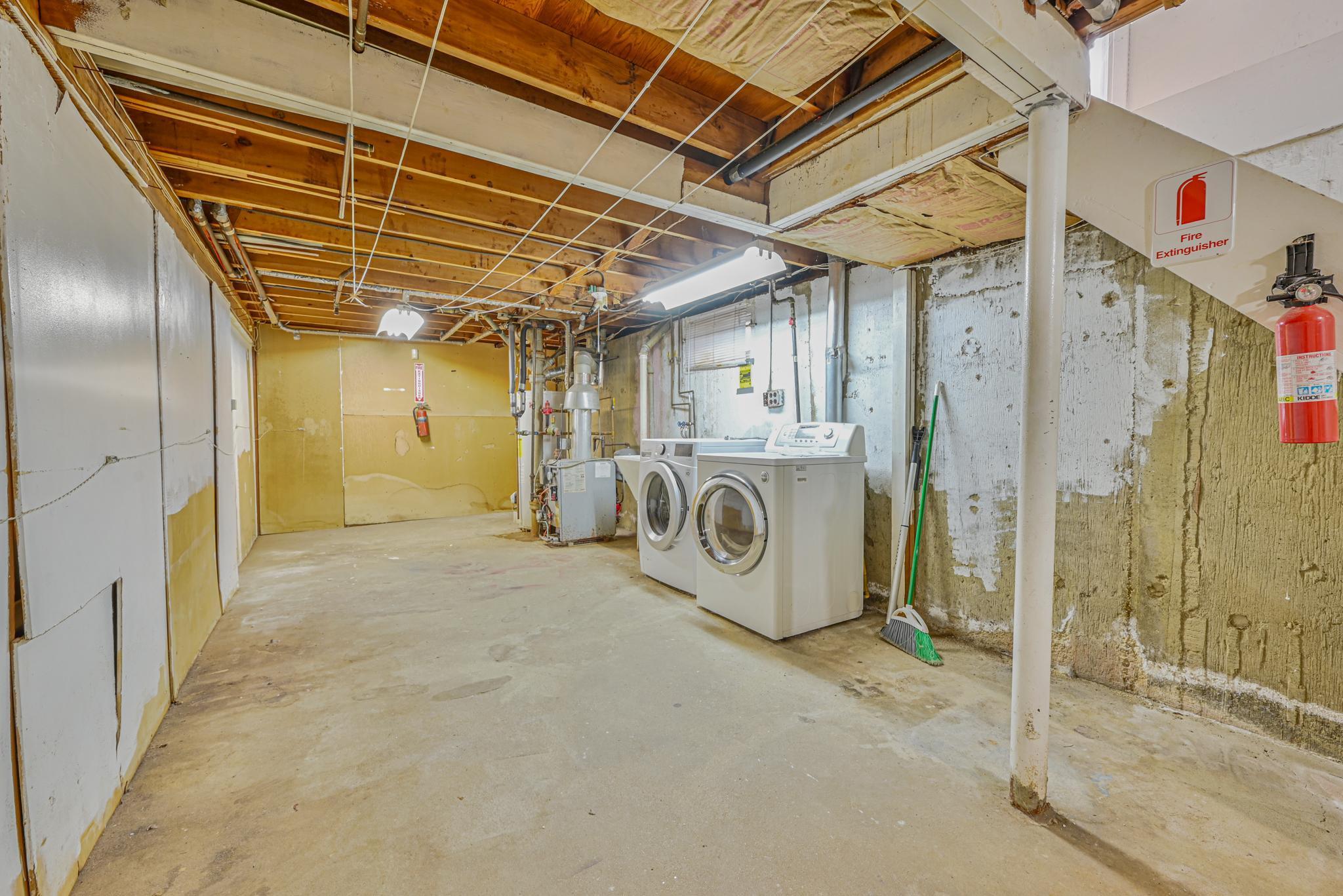 131-17 133 Street Property Photo 31