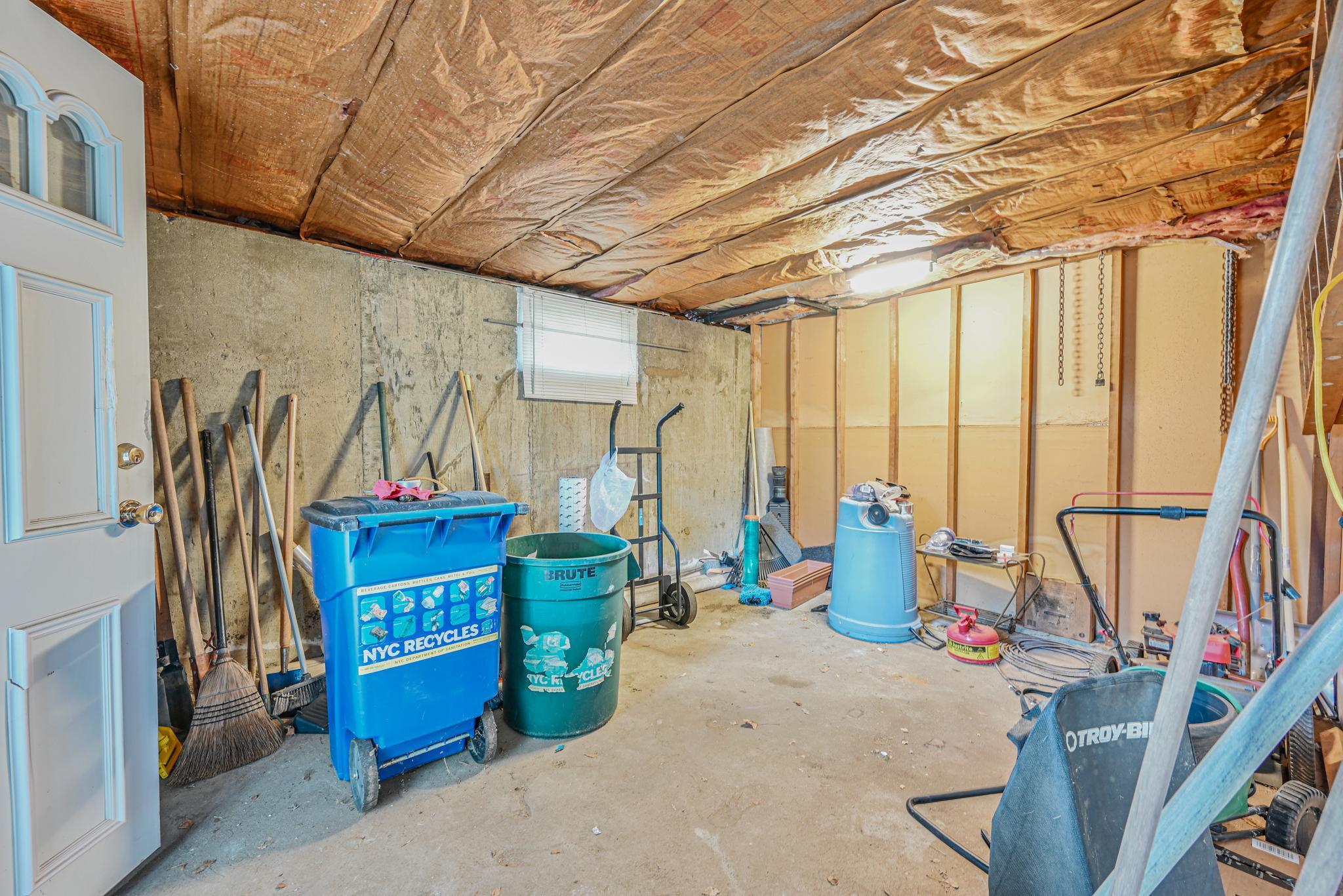 131-17 133 Street Property Photo 32