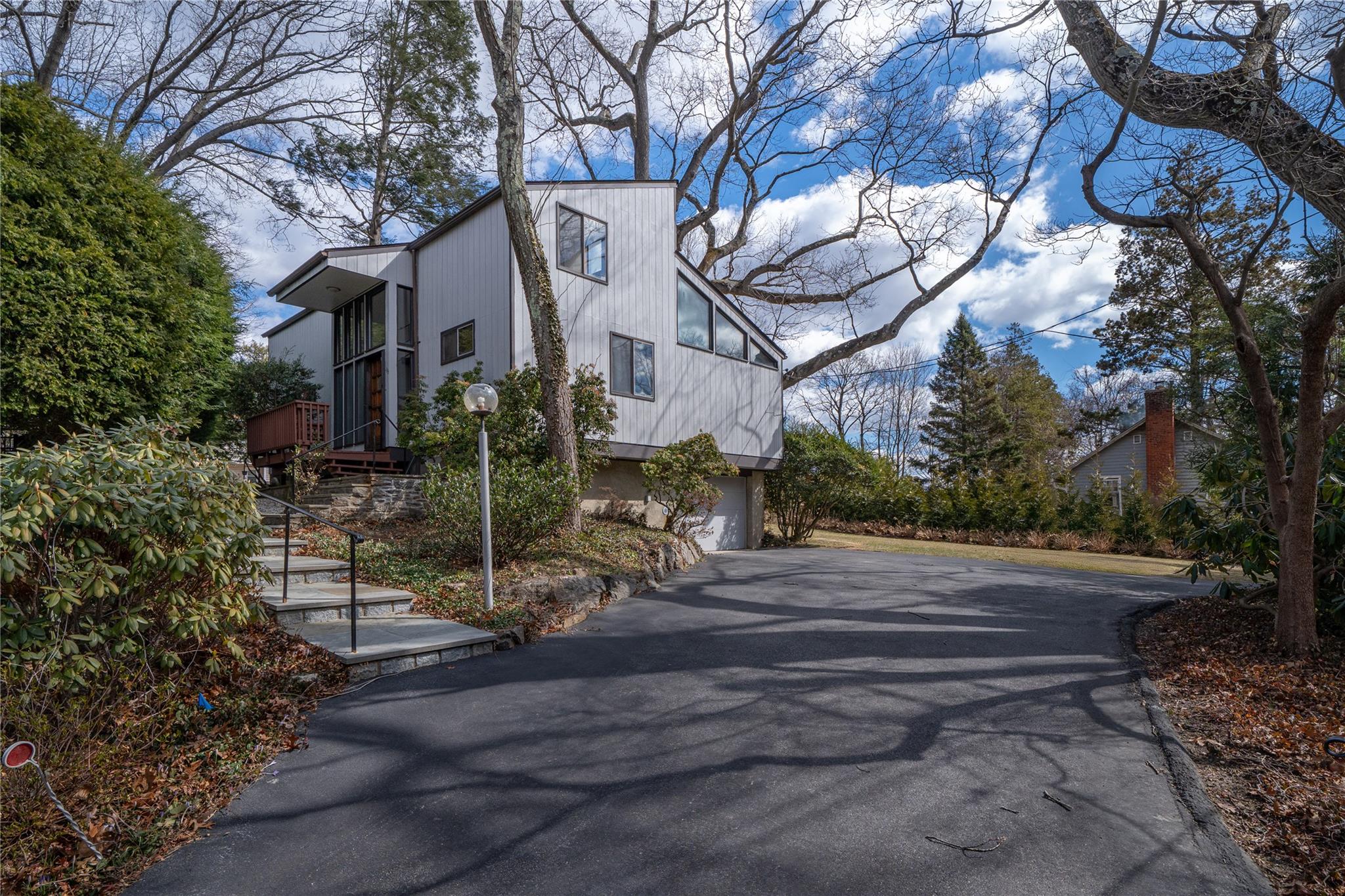 183 W Hartsdale Avenue Property Photo 1