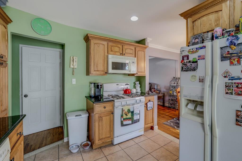 6 Tenafly Drive Property Photo 10