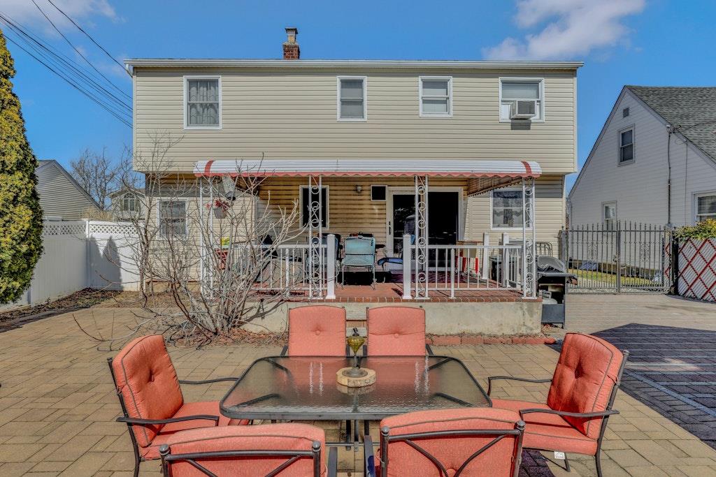 6 Tenafly Drive Property Photo 28