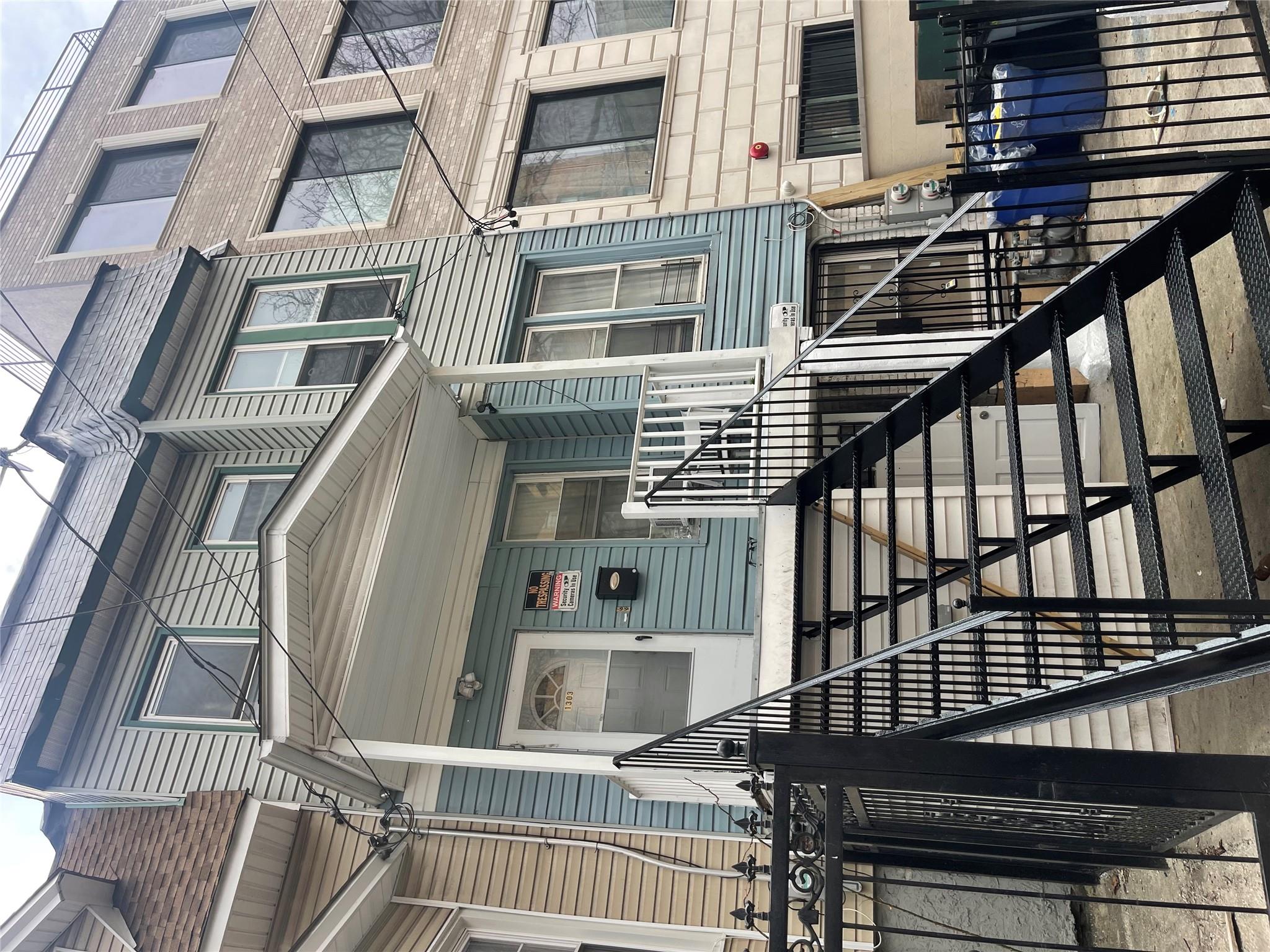 1303 Shakespeare Avenue Property Photo 23