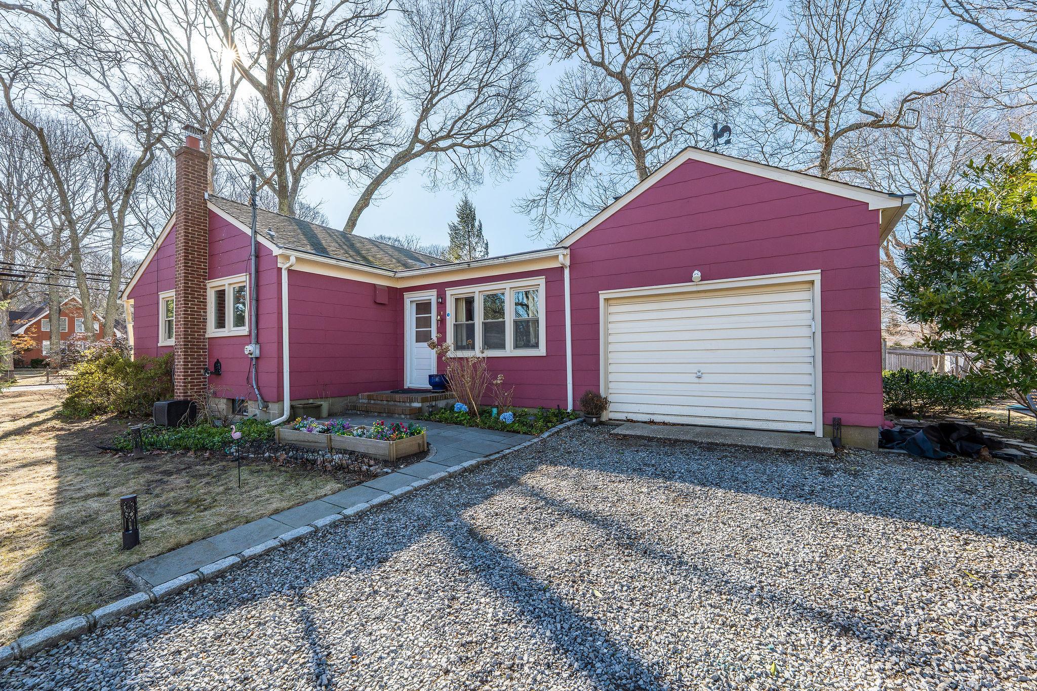 45 Smith Drive Property Photo 1