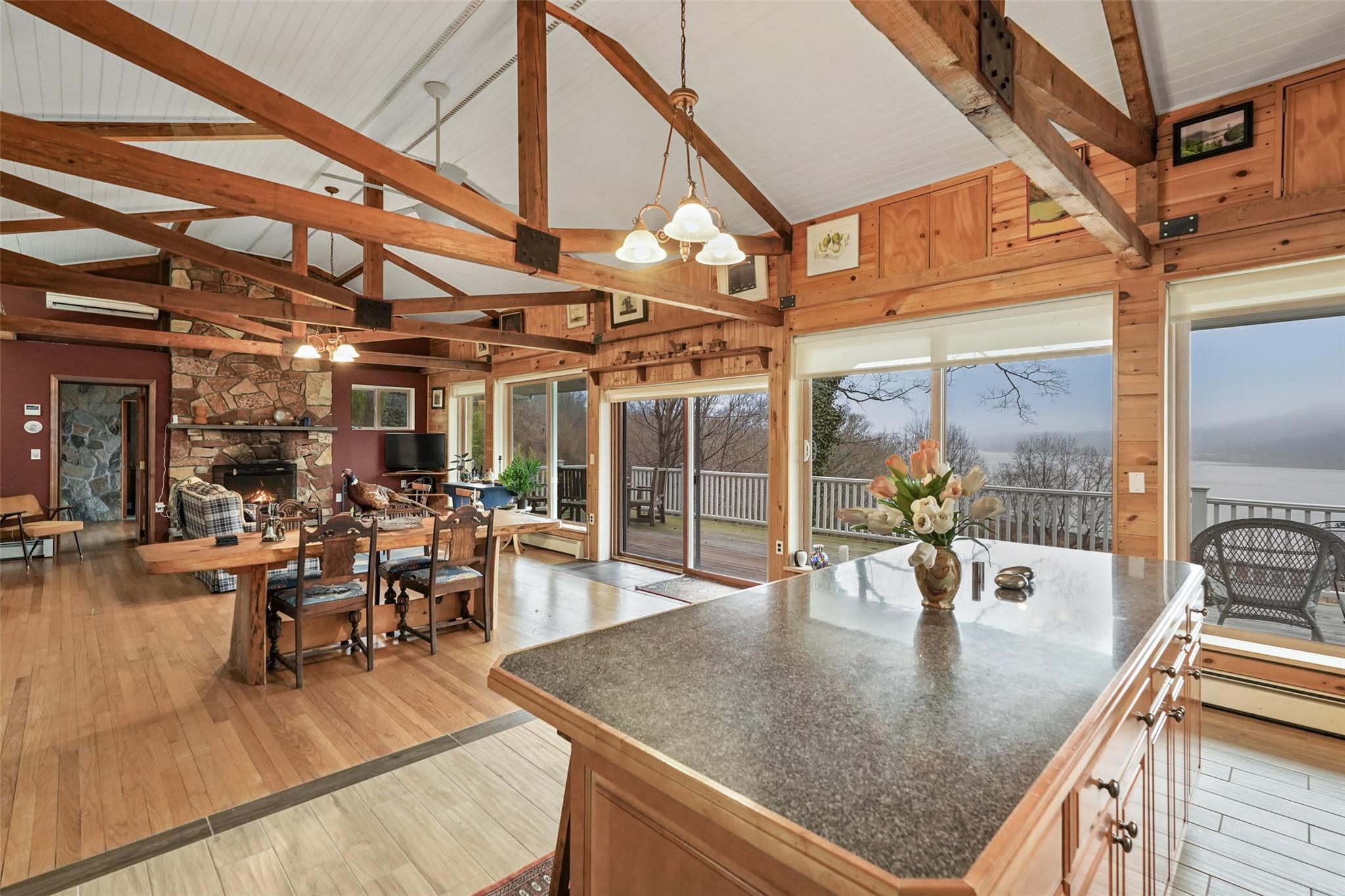563 Route 9d Property Photo 3