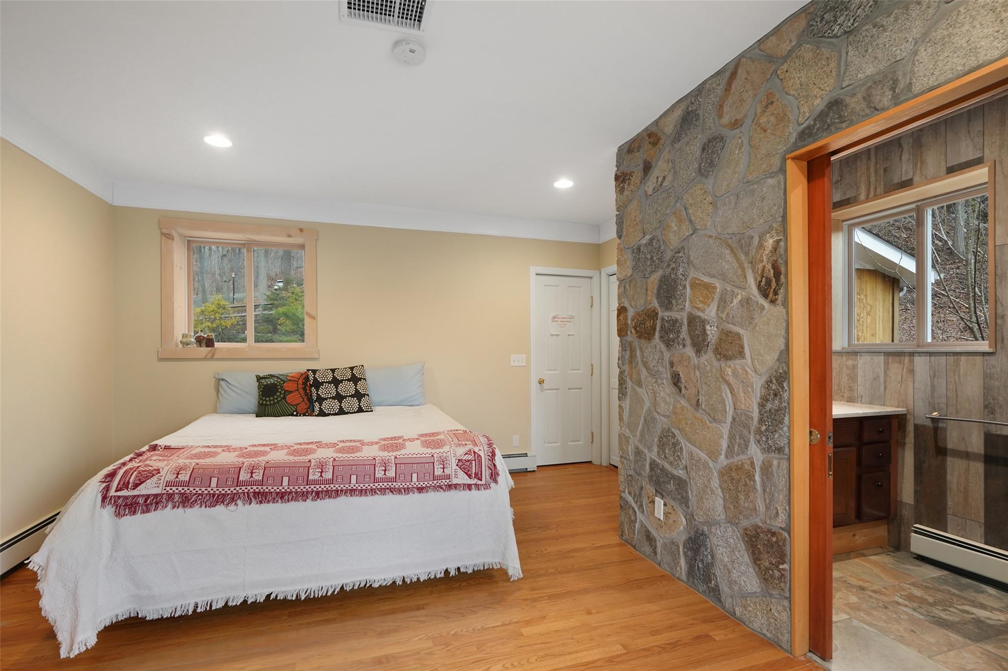563 Route 9d Property Photo 17