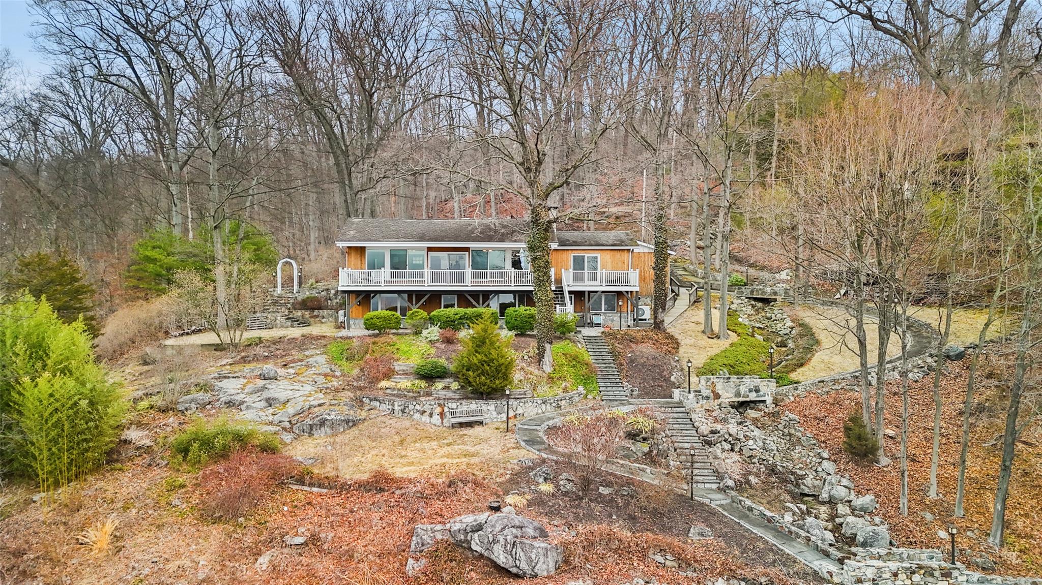 563 Route 9d Property Photo 26