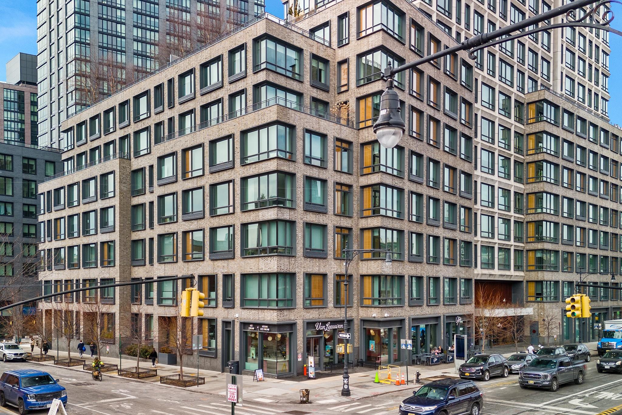 550 Vanderbilt Avenue 725 Property Photo 3