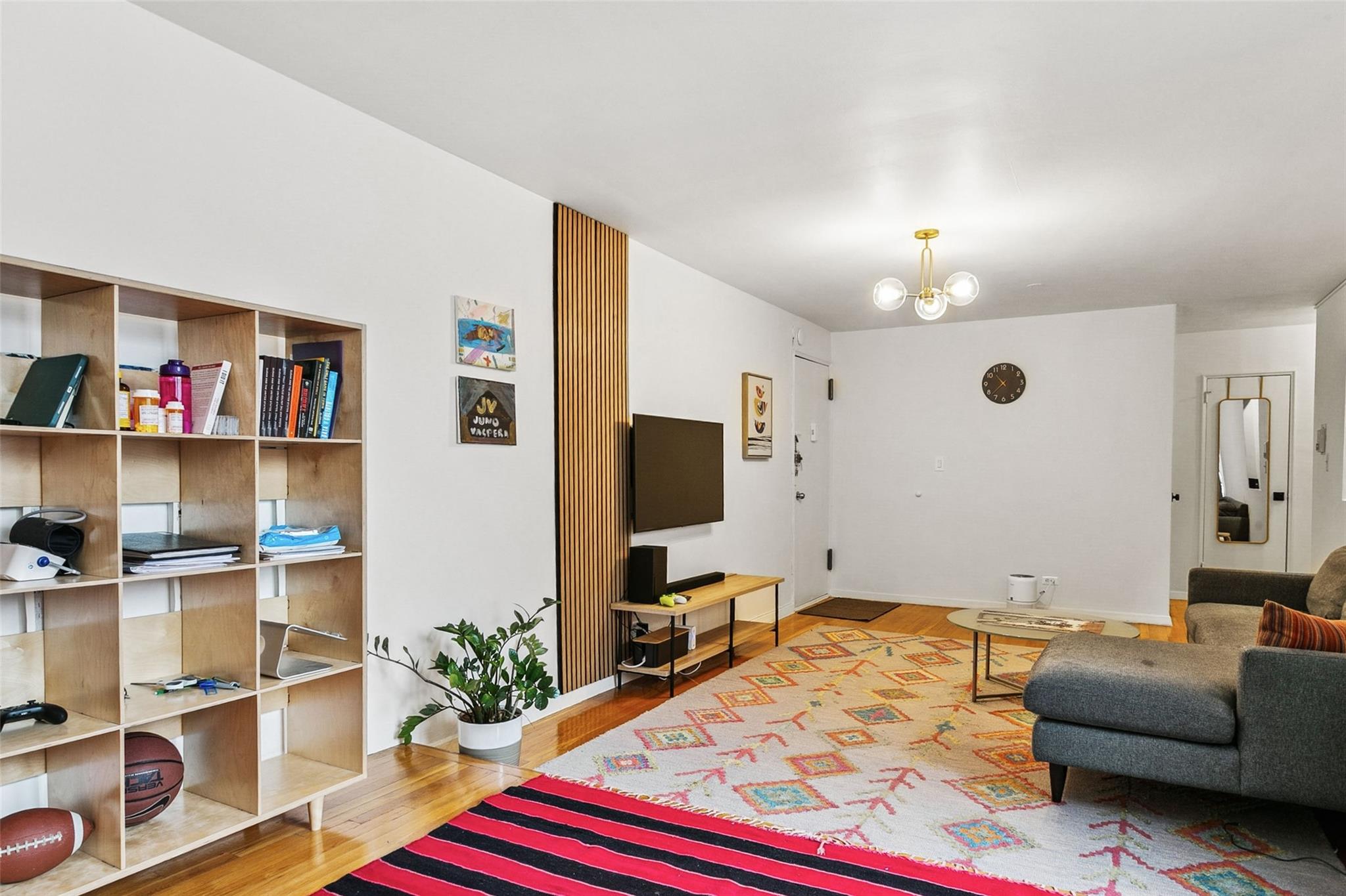180 Van Cortlandt Park 6j Property Photo 1