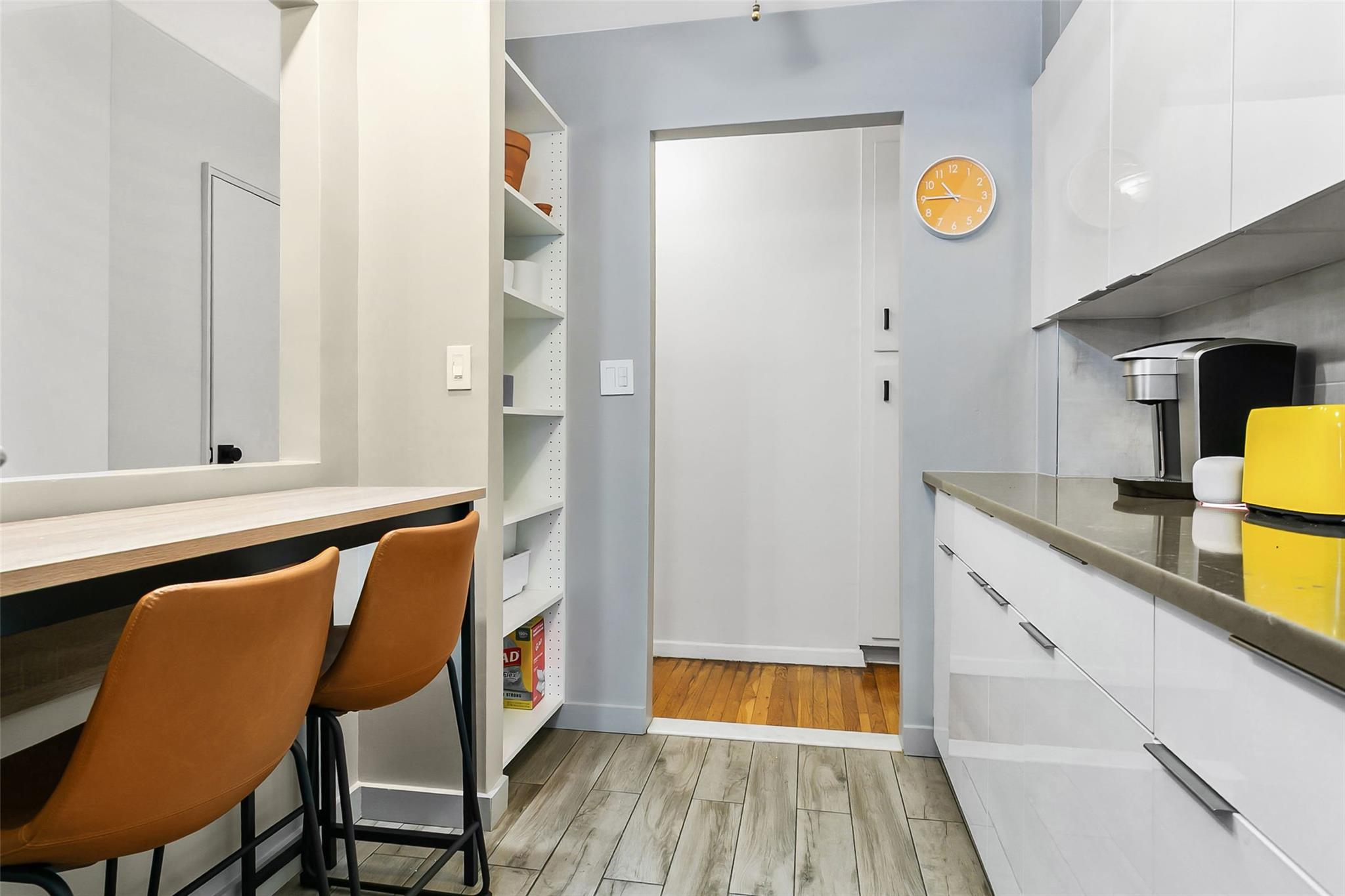 180 Van Cortlandt Park 6j Property Photo 4
