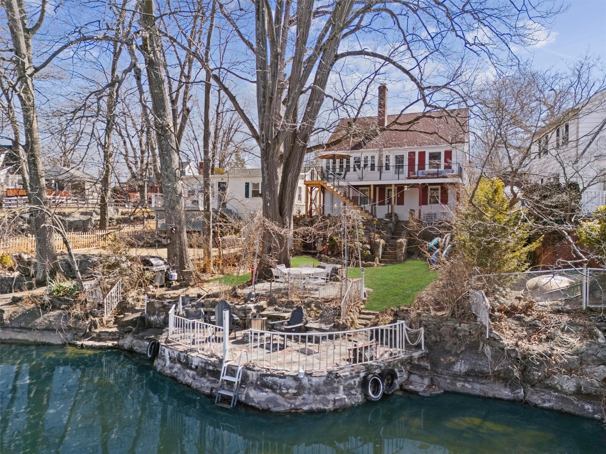 18 Point Drive Property Photo