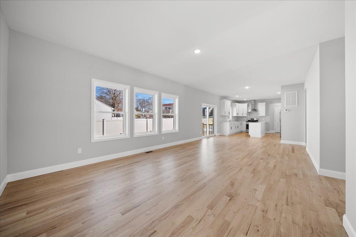 1 Fourth Avenue Avenue Property Photo 4