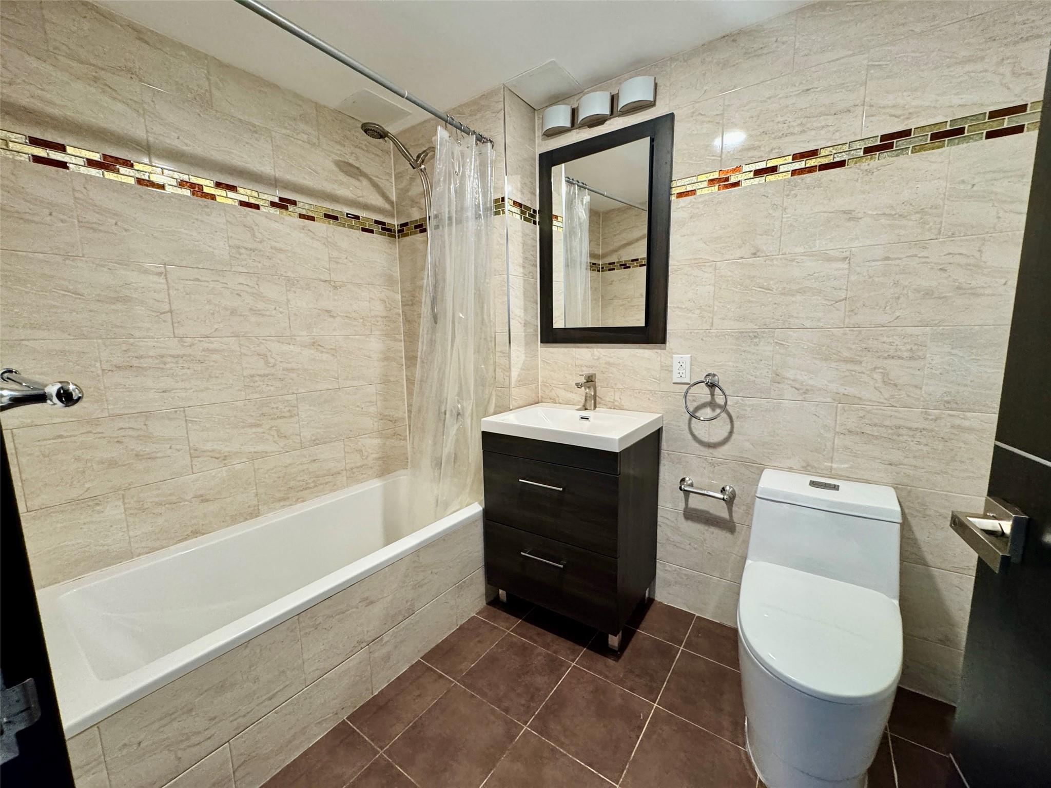 35-20 146th Street 3b Property Photo 1