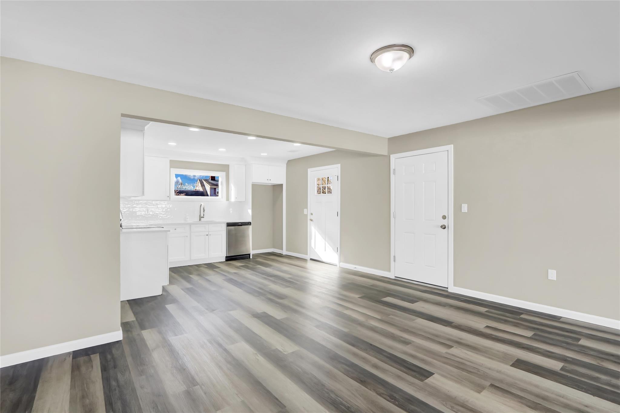 43 Deep Lane Property Photo 5