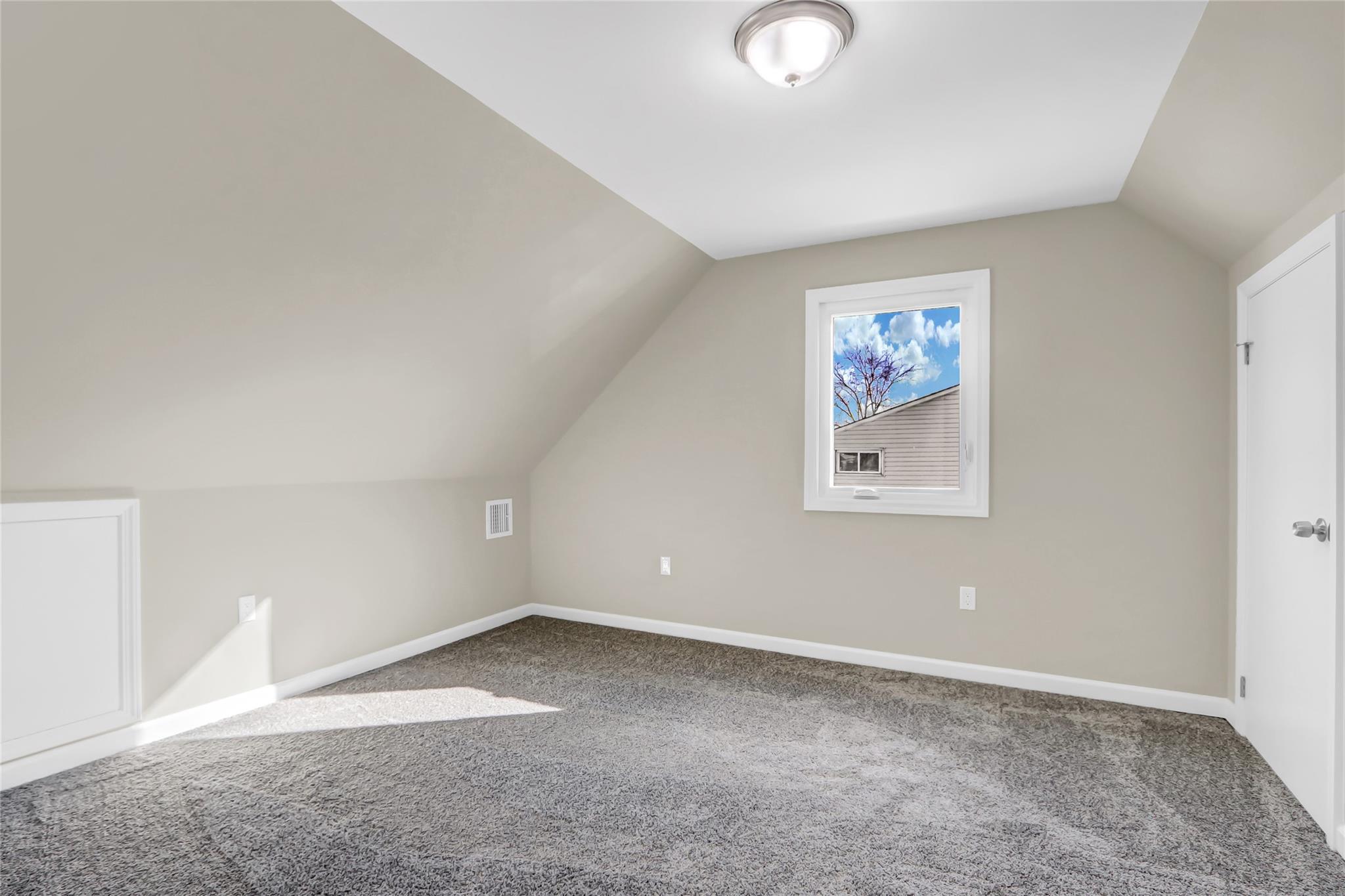 43 Deep Lane Property Photo 13