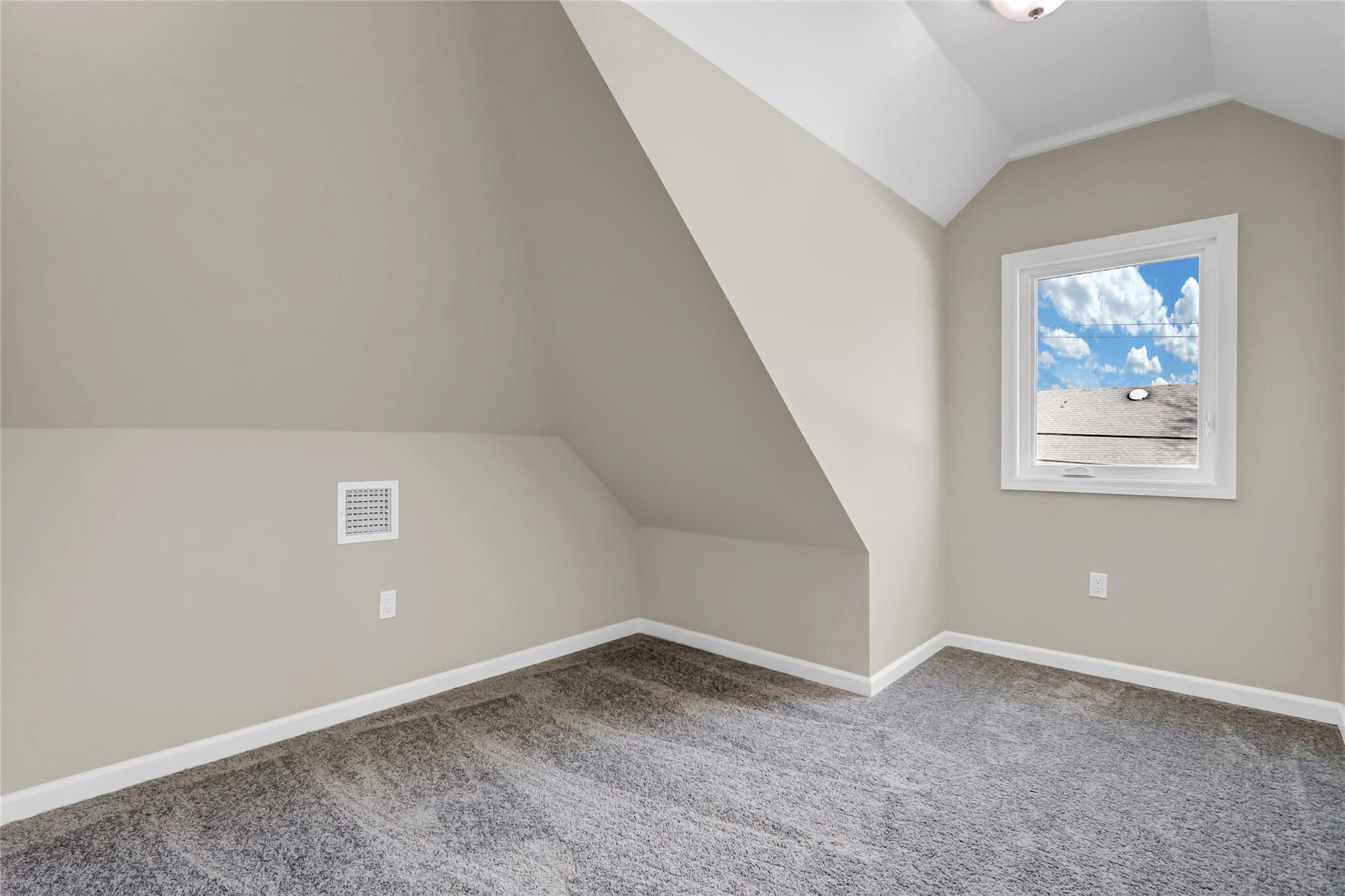 43 Deep Lane Property Photo 14
