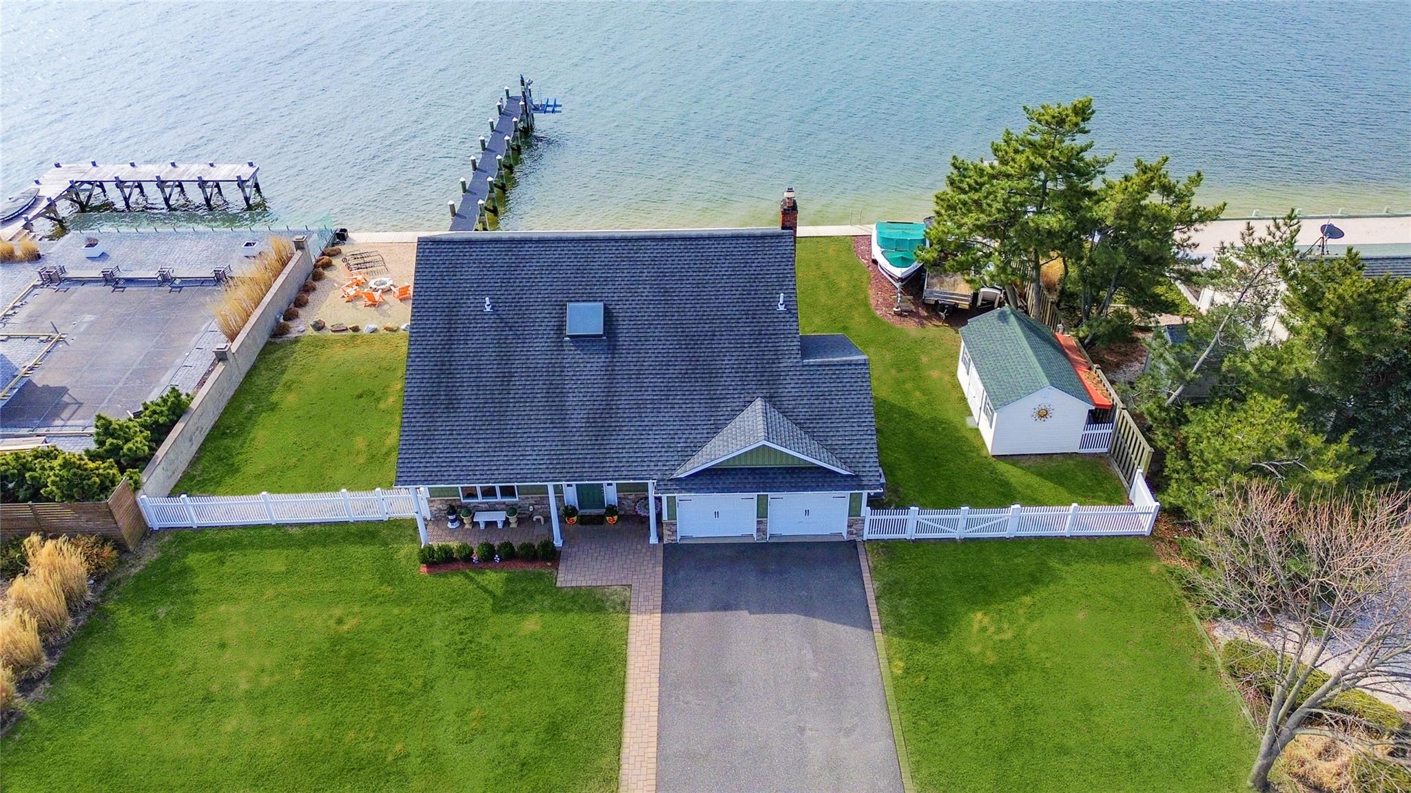 77 Shore Drive Property Photo 2