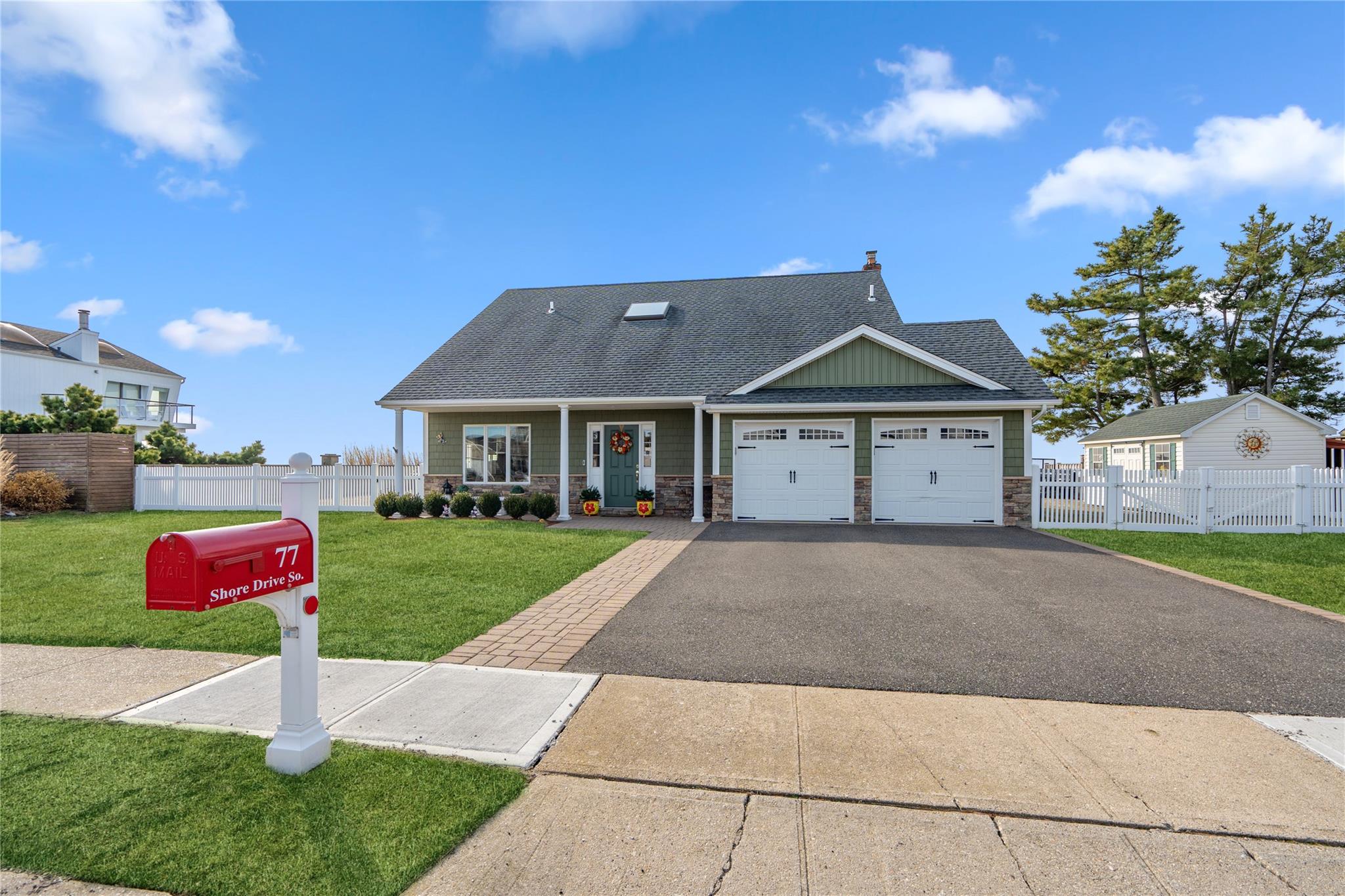77 Shore Drive Property Photo 3