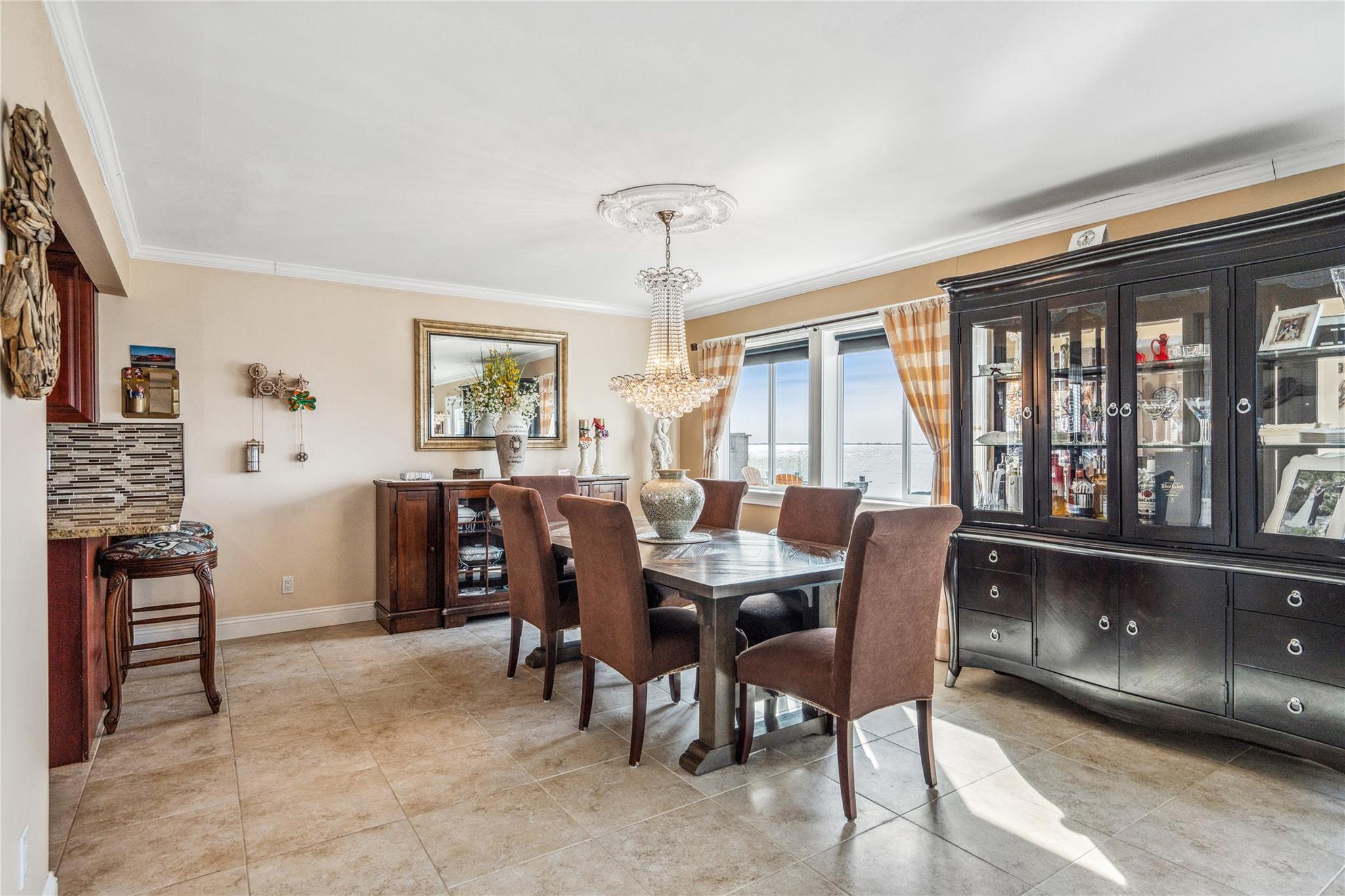 77 Shore Drive Property Photo 13