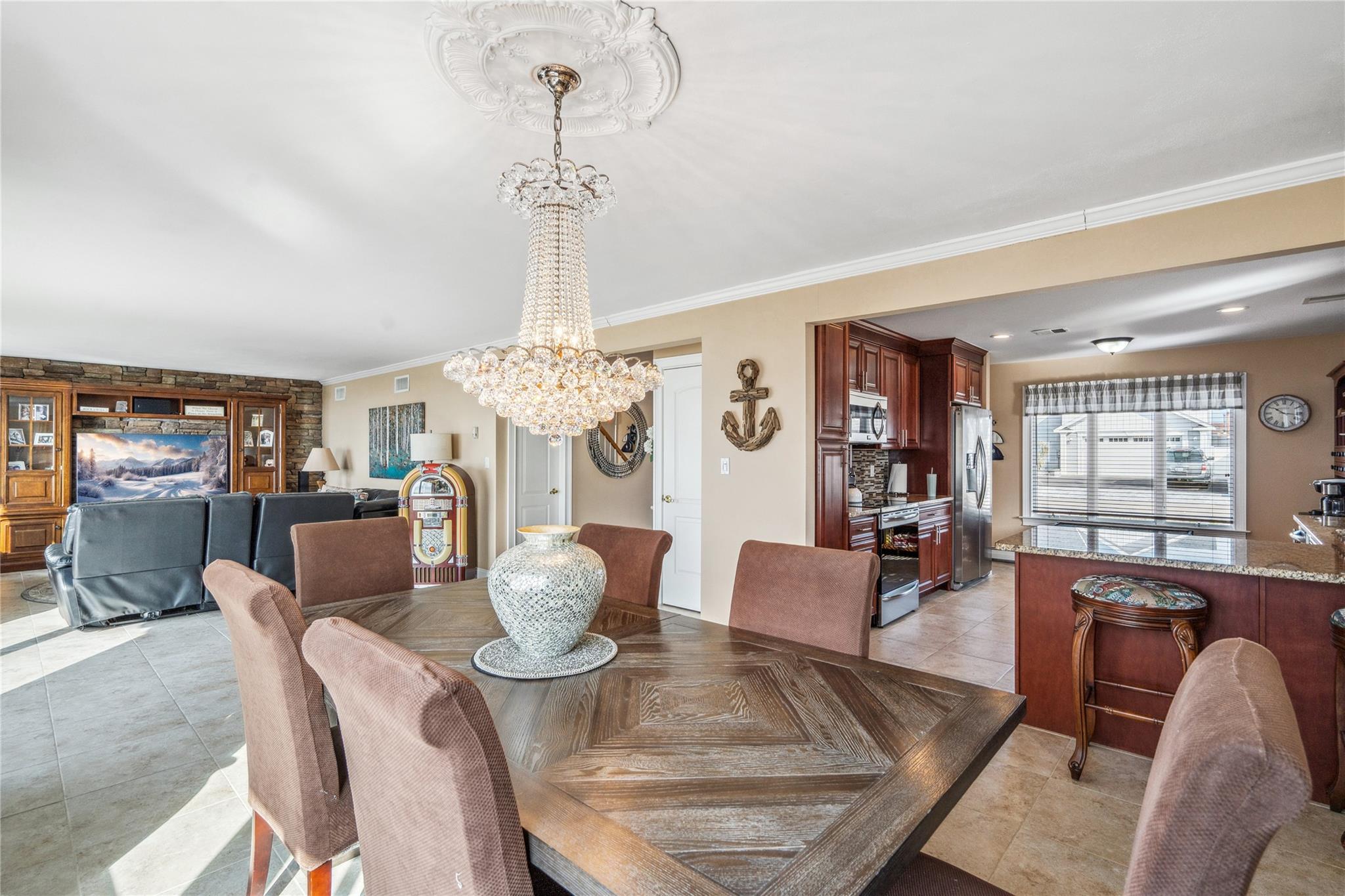 77 Shore Drive Property Photo 15