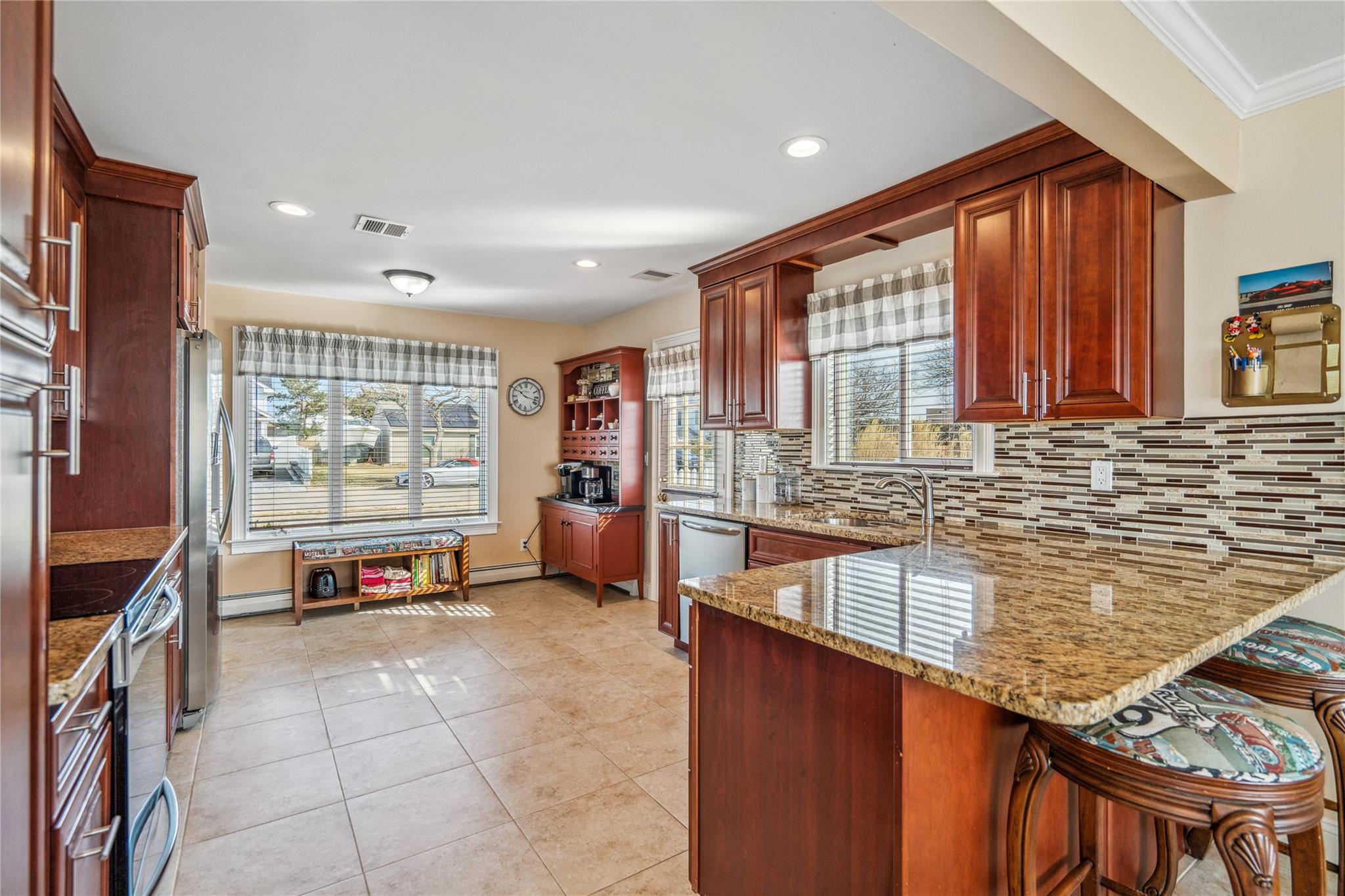 77 Shore Drive Property Photo 18