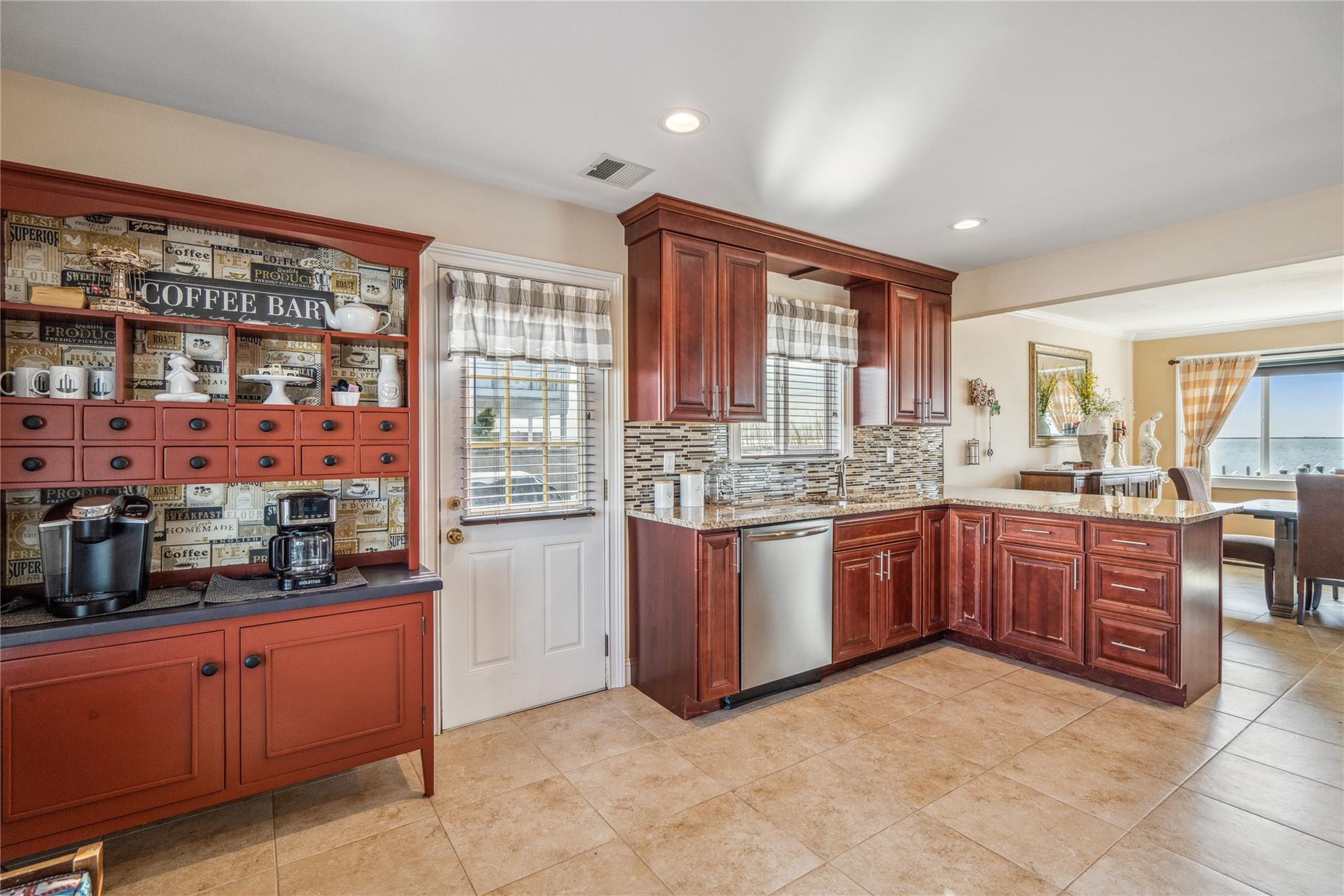 77 Shore Drive Property Photo 21